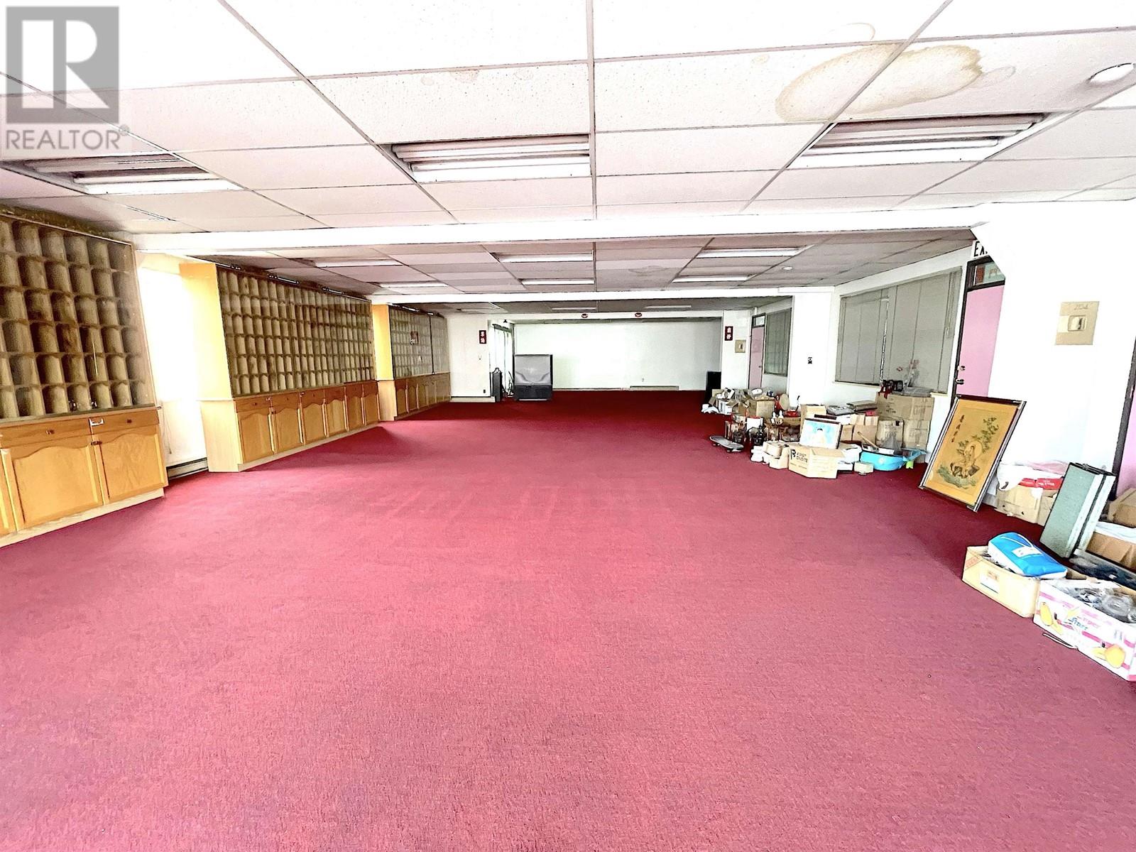 406 E Hastings Street Property Photo 10