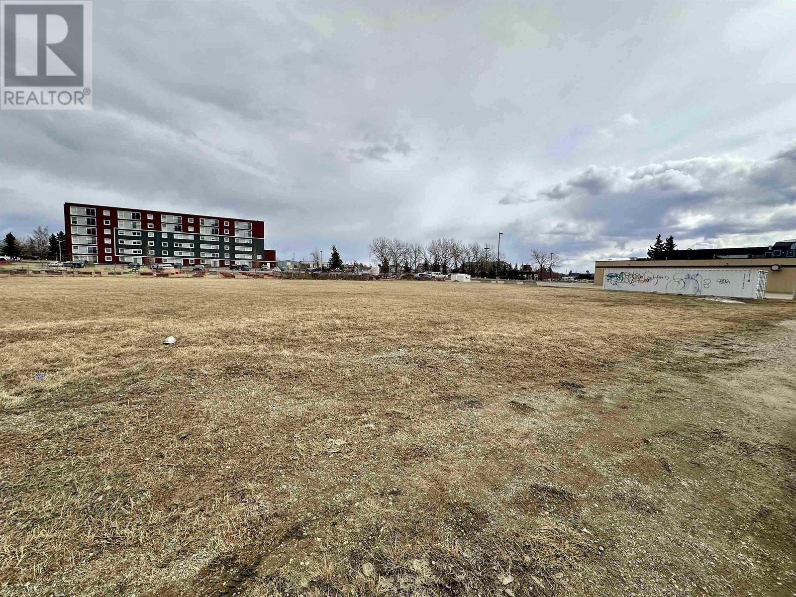9504 100th Avenue Property Photo 13