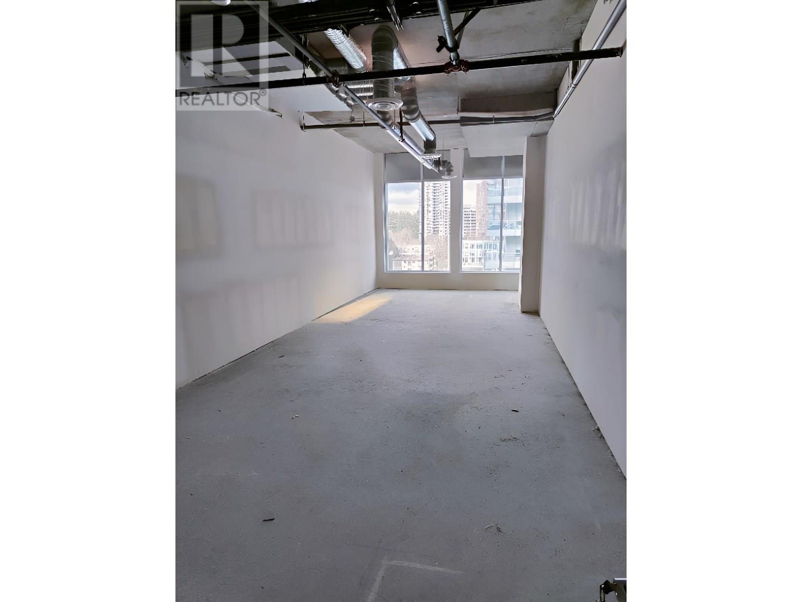 629 6378 Silver Avenue Property Photo 8