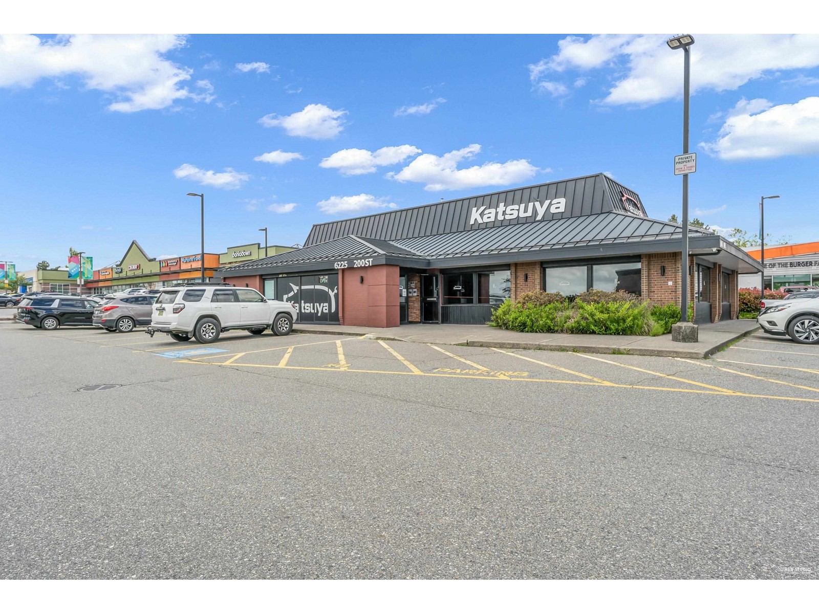 6225 200 Street Property Photo 1