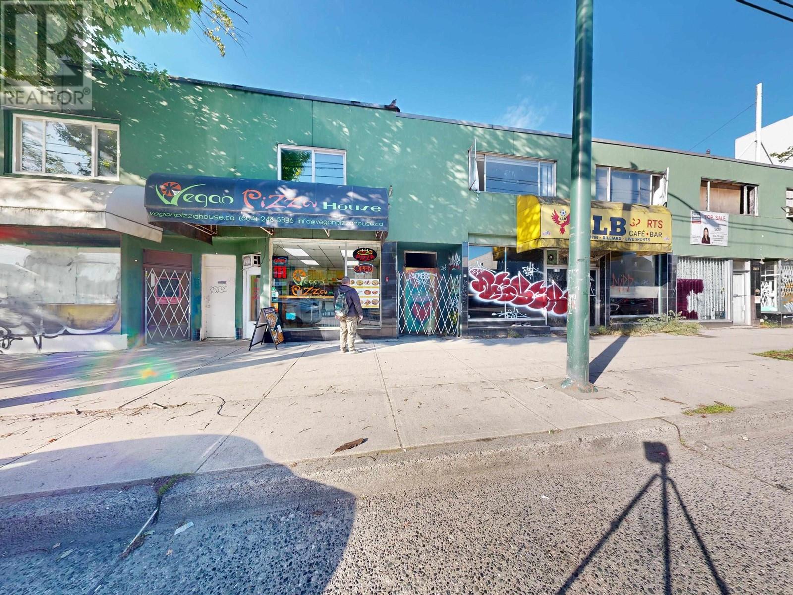 2117 2121 Kingsway Property Photo 4