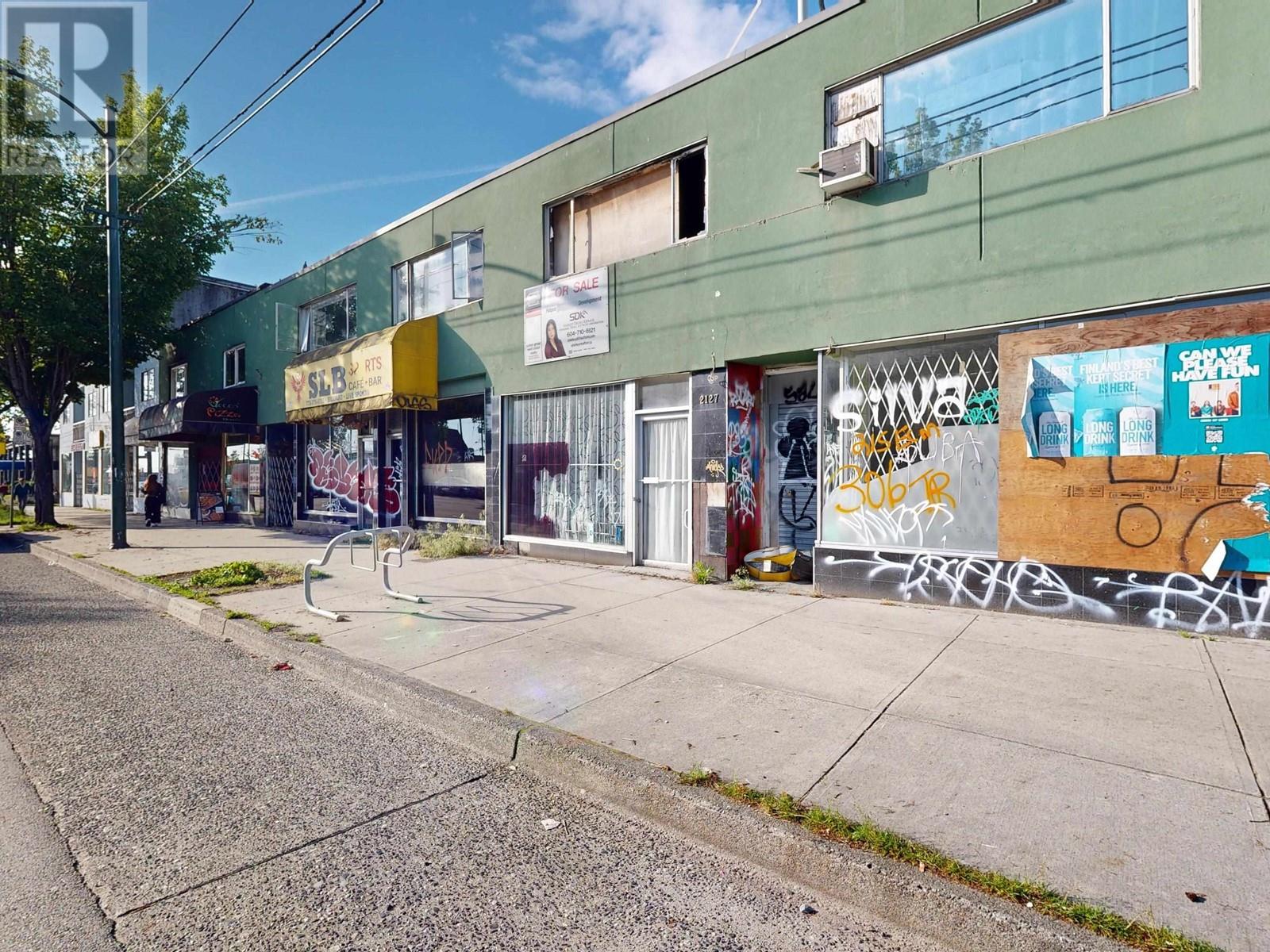 2117 2121 Kingsway Property Photo 19