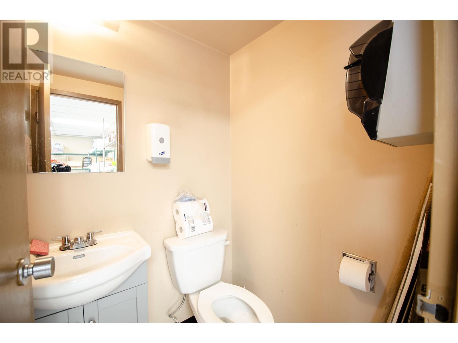 5 8005 Alexander Road Property Photo 33