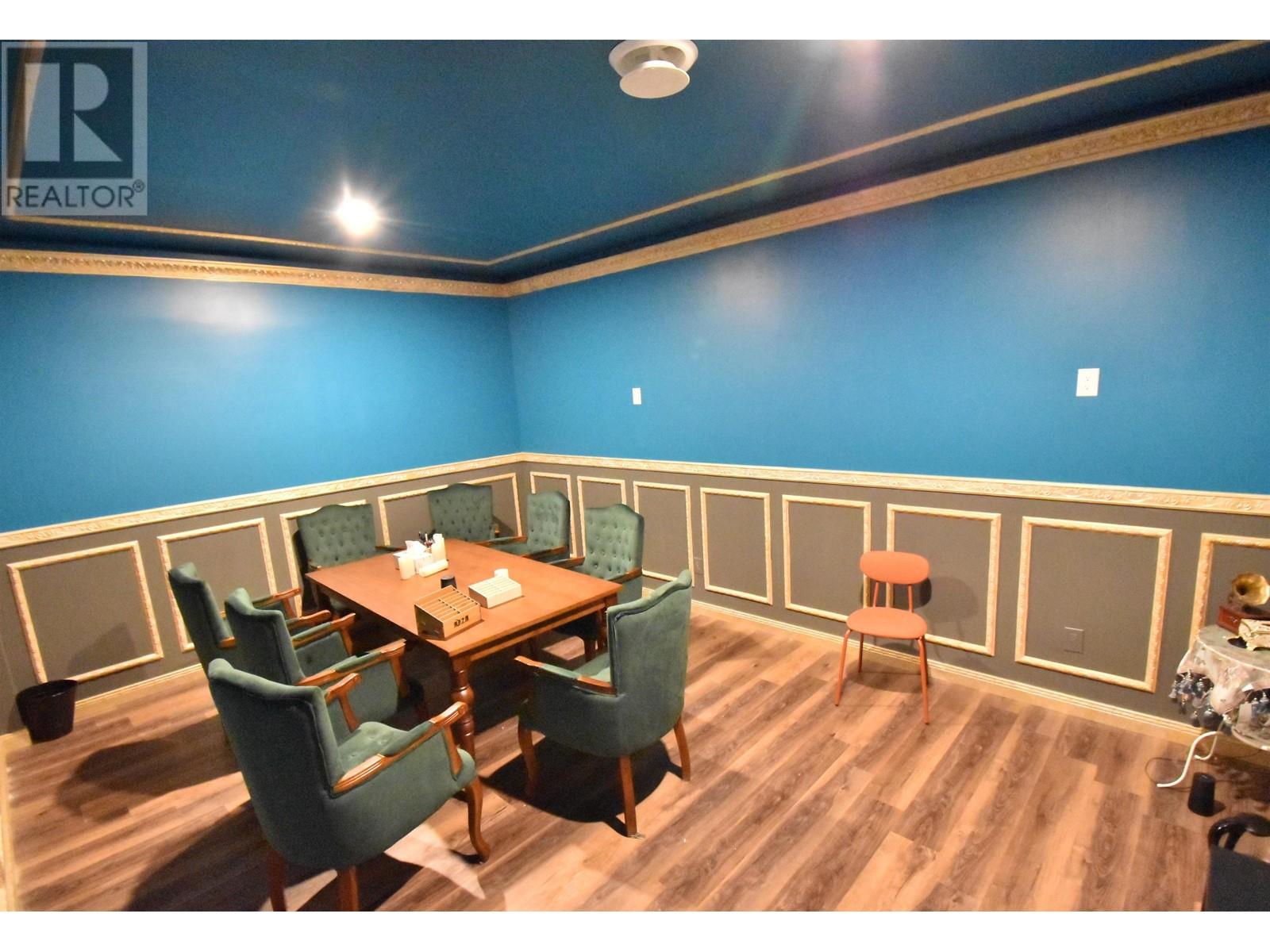 130 4731 Garden City Road Property Photo 5