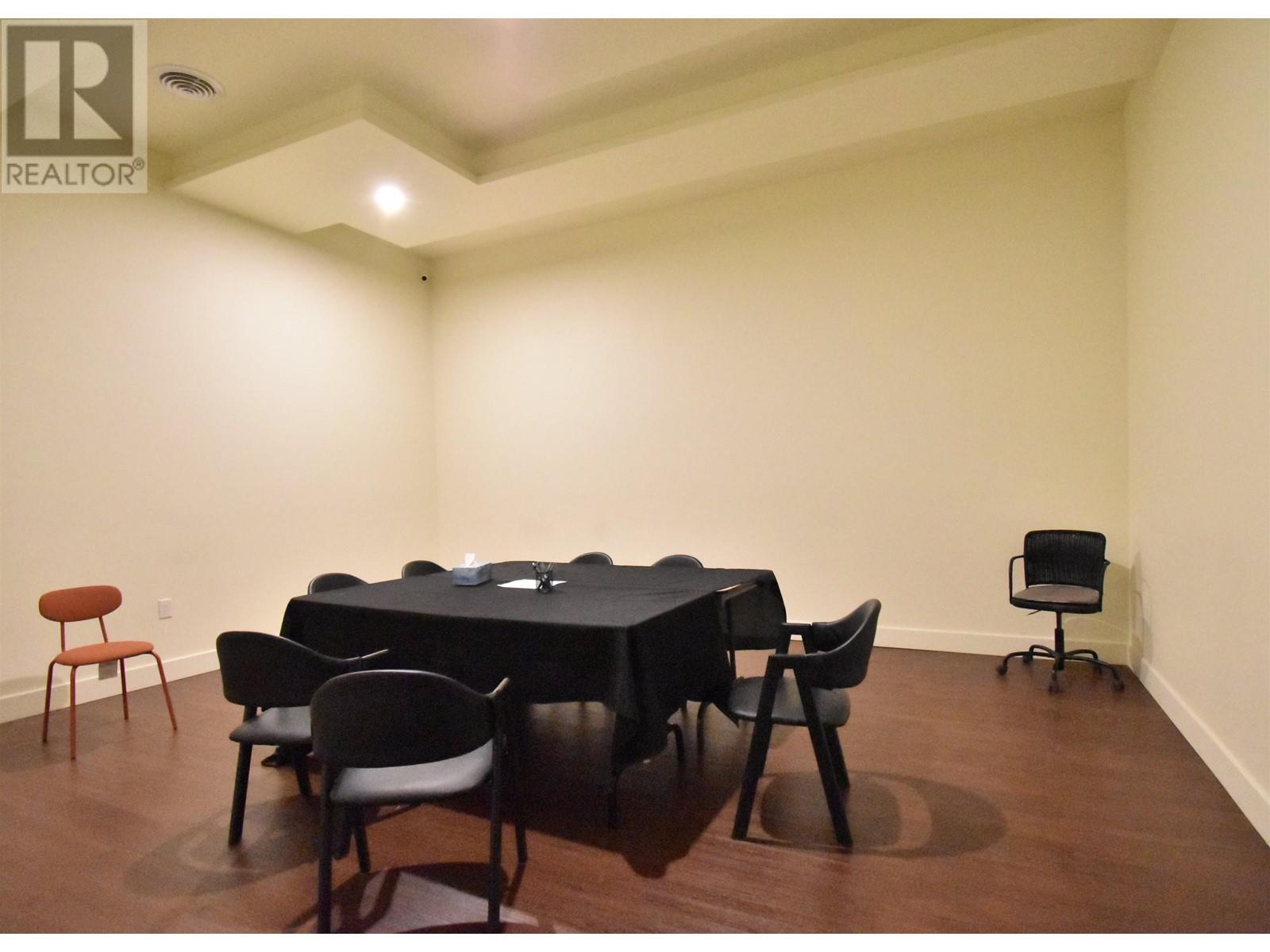 130 4731 Garden City Road Property Photo 6
