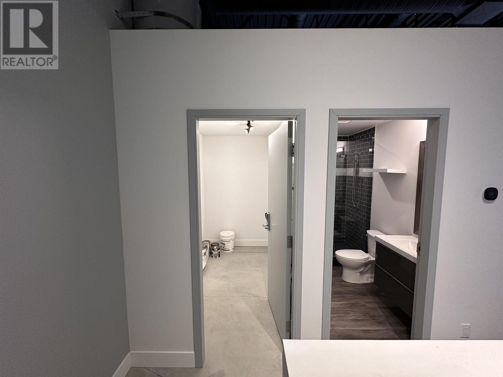 17 38936 Queens Way Property Photo 19