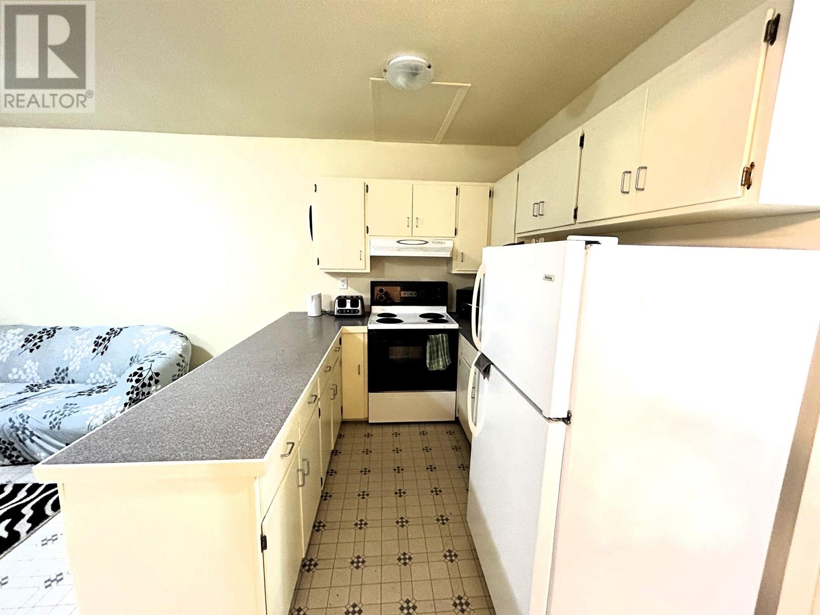 10321 Gething Street Property Photo 27