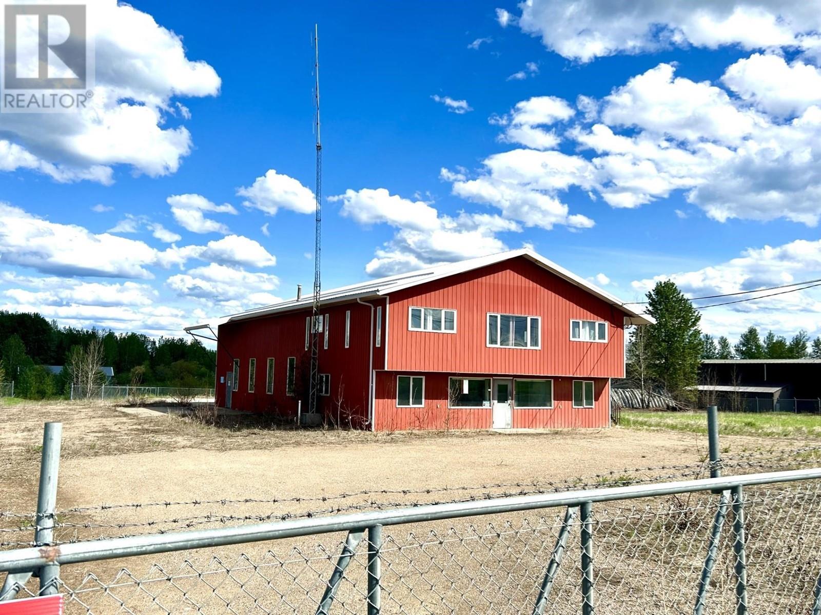 2710 Alaska Highway Property Photo 1