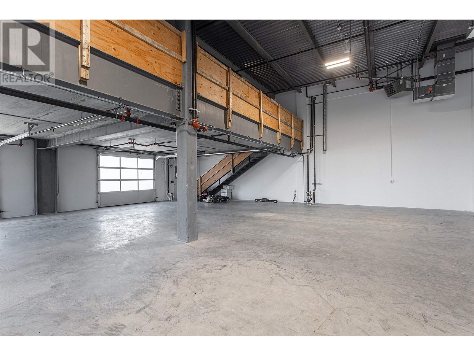 240-242 13880 Wireless Way Property Photo 6