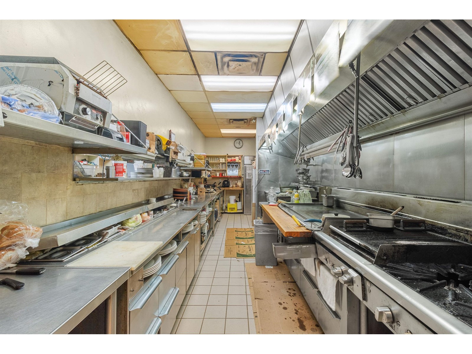 32081 Lougheed Highway Property Photo 19