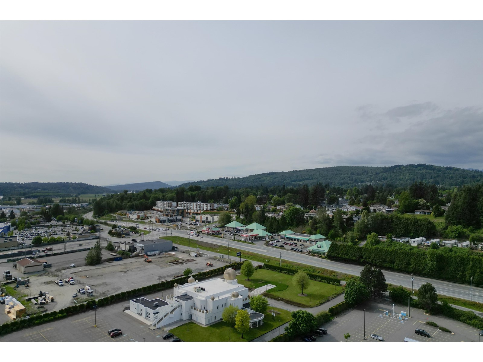 32081 Lougheed Highway Property Photo 26