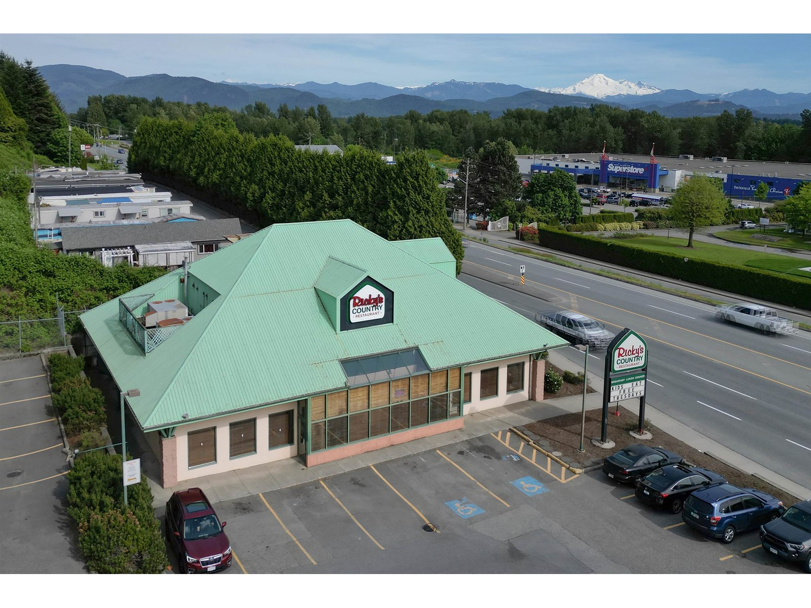 32081 Lougheed Highway Property Photo 27