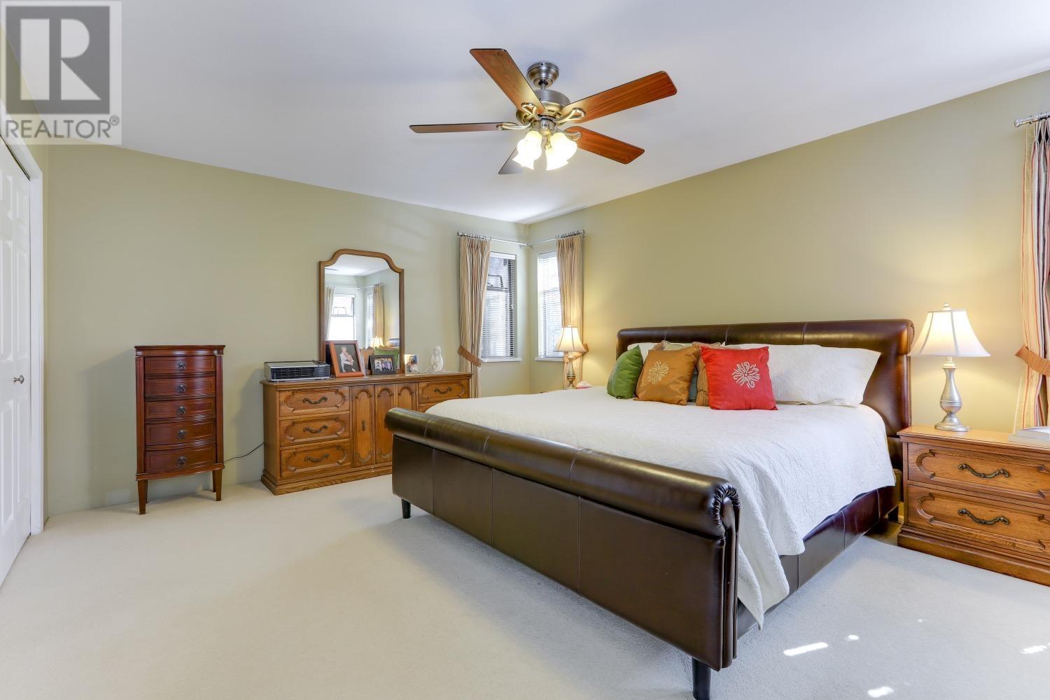 4774 104 Street Property Photo 17