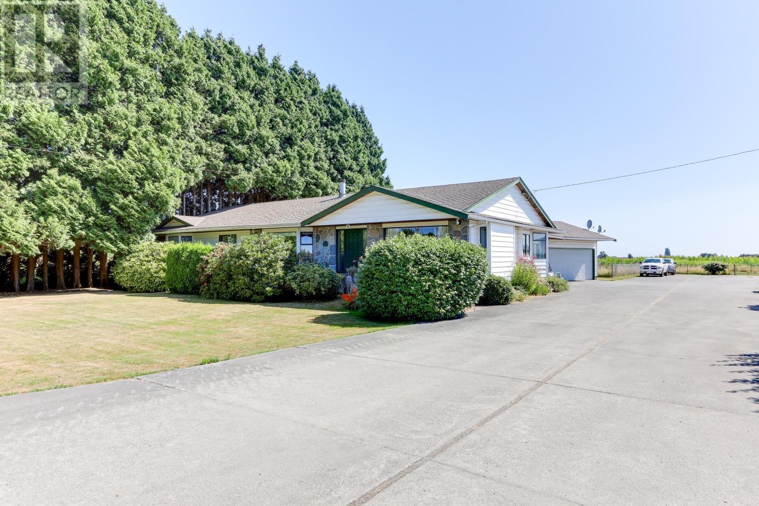 4774 104 Street Property Photo 27