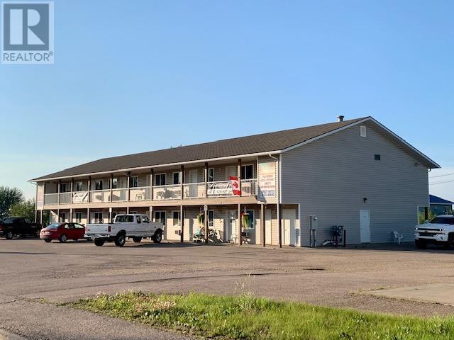 4807 S 50 Avenue Property Photo 1