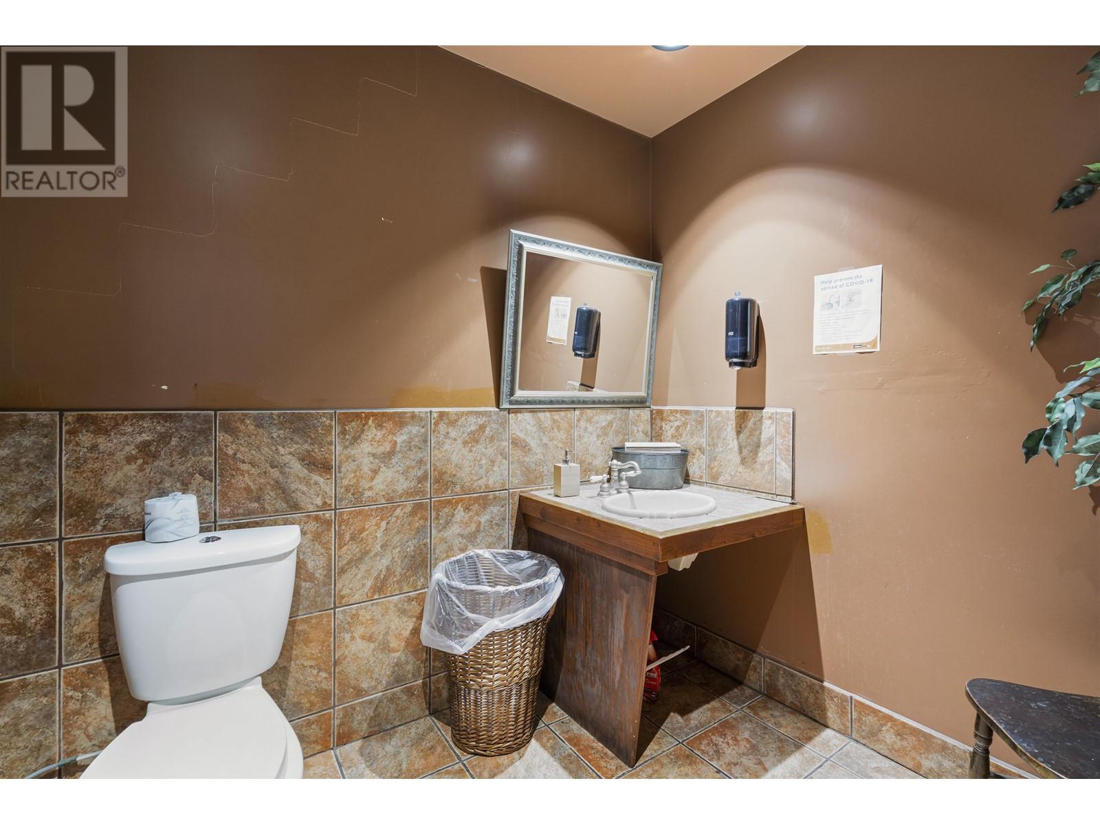 1157 5th Avenue Property Photo 14