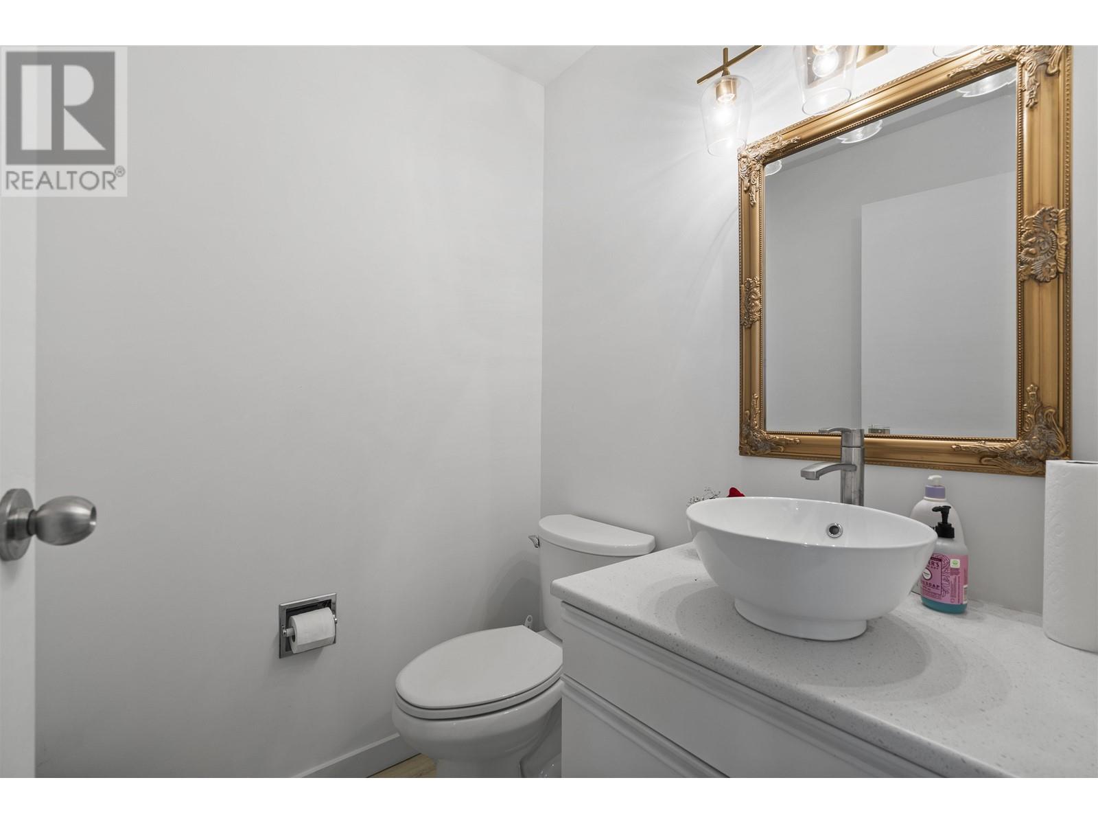 1157 5th Avenue Property Photo 21