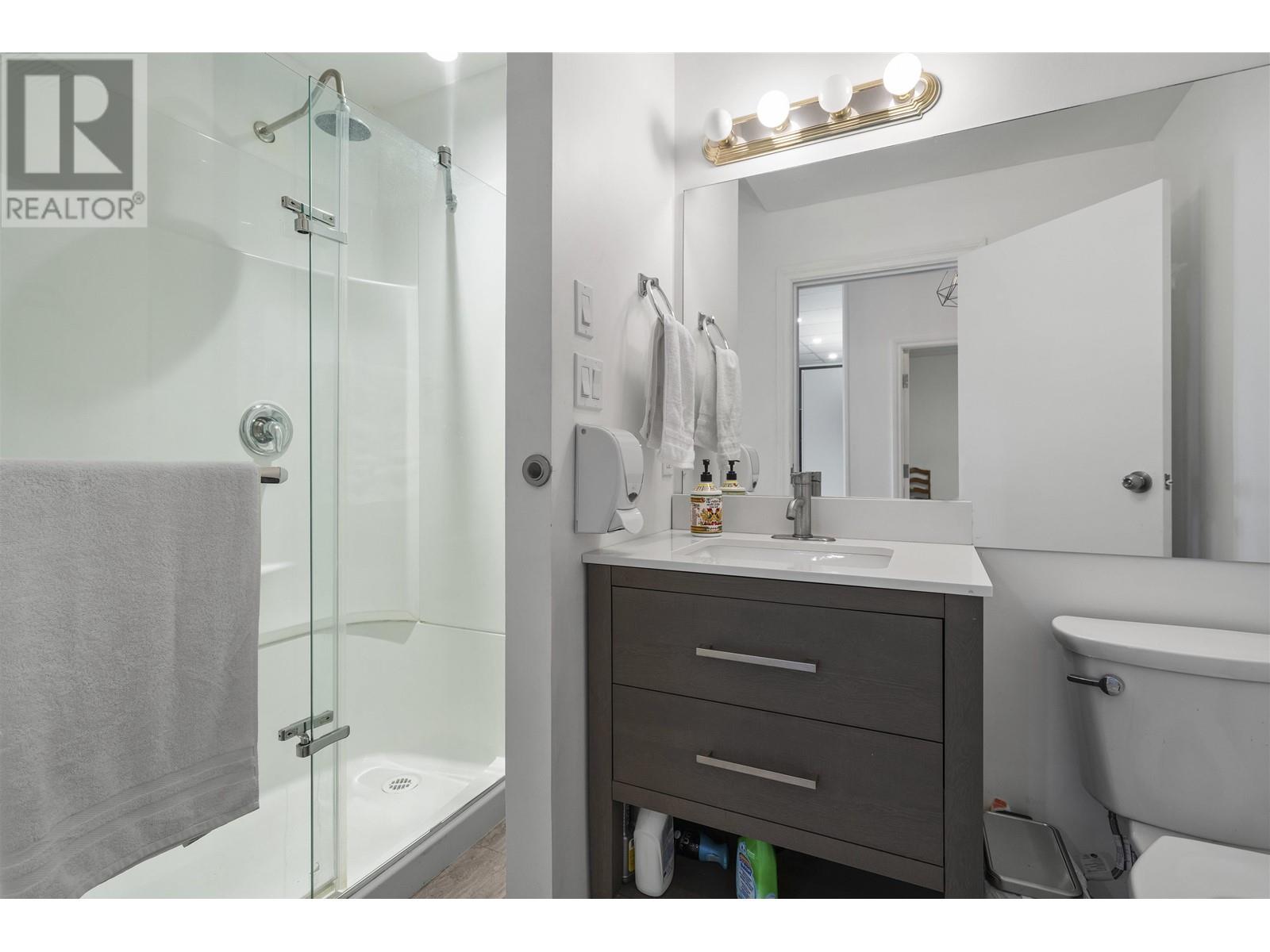 1157 5th Avenue Property Photo 26