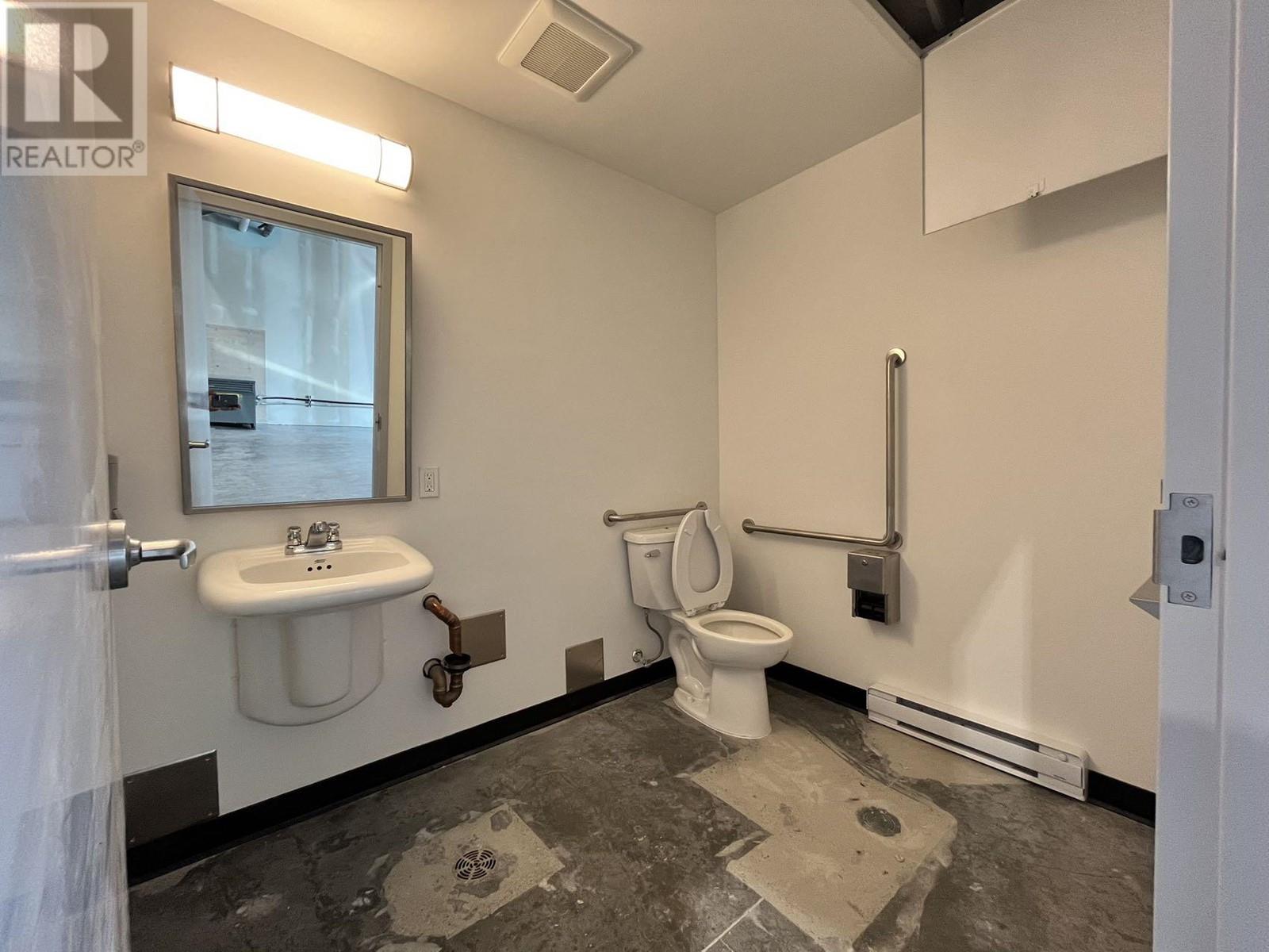 180 12122 Horseshoe Way Property Photo 7