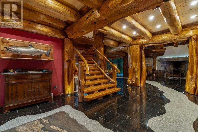 17727 E 16 Highway Property Photo 8