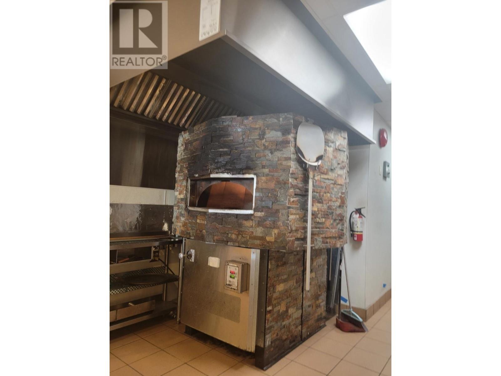 25 2755 Lougheed Highway Property Photo 1