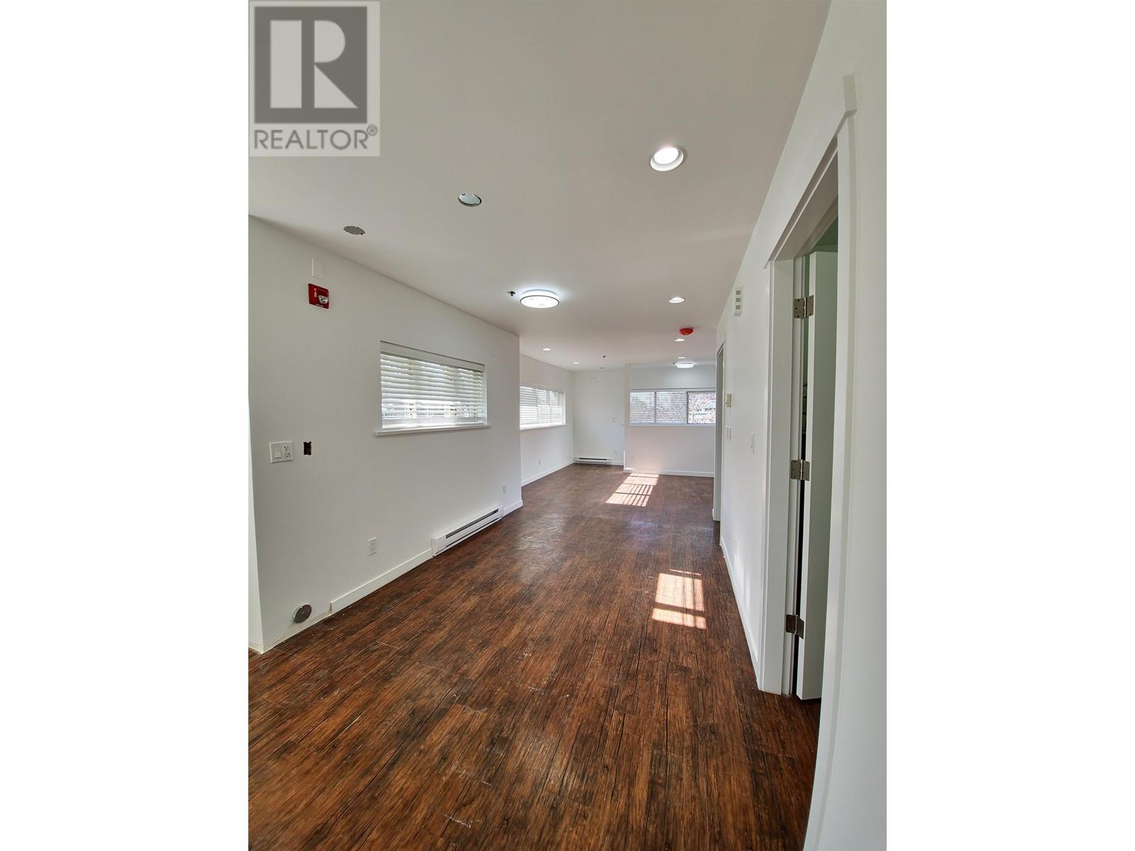 220 12005 238b Street Property Photo 16
