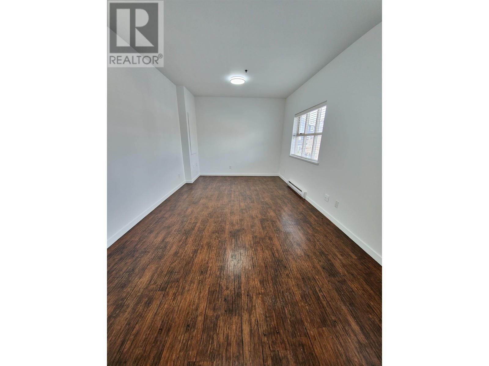 221 12005 238b Street Property Photo 6