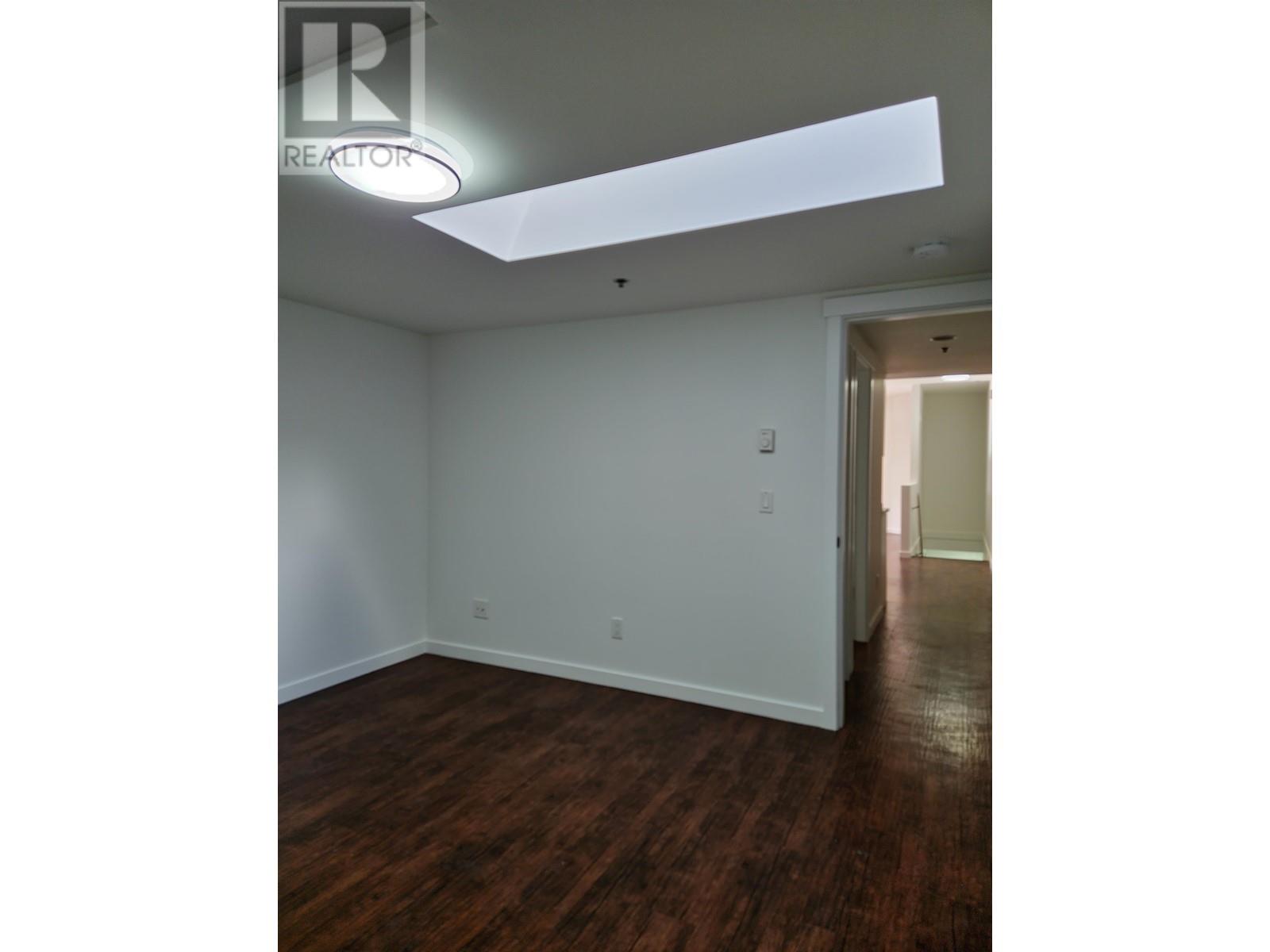 221 12005 238b Street Property Photo 8
