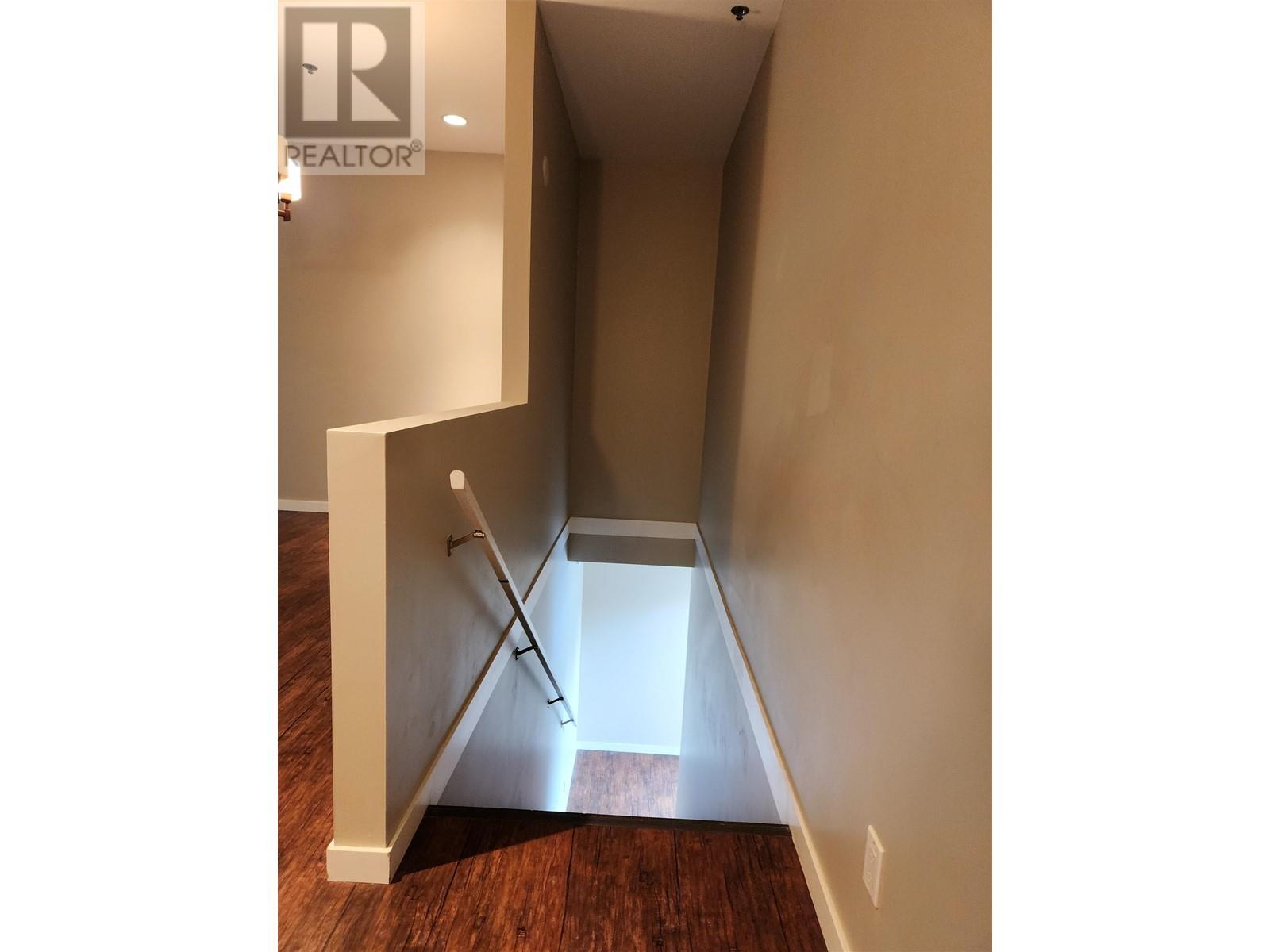 221 12005 238b Street Property Photo 17