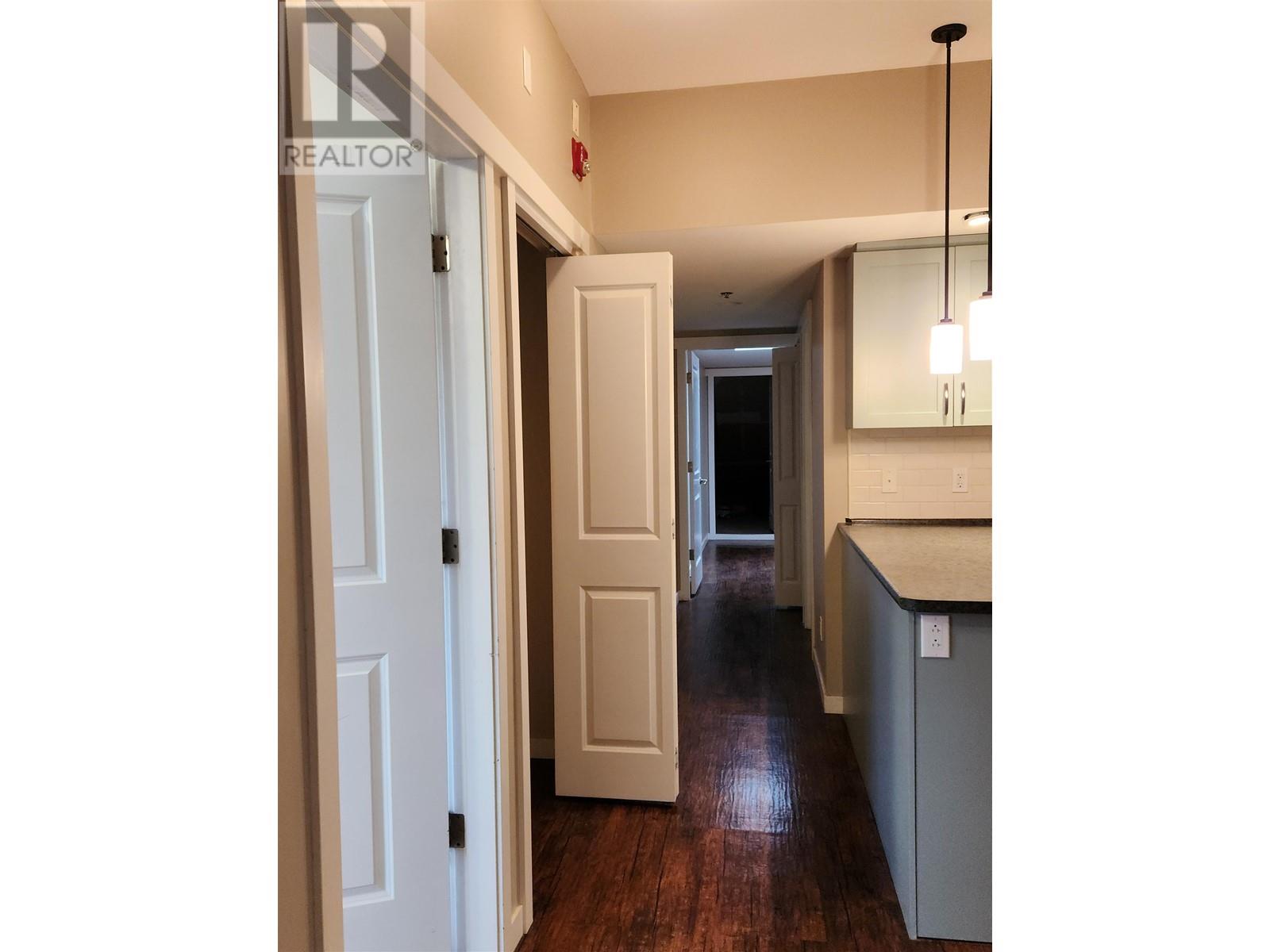 221 12005 238b Street Property Photo 18