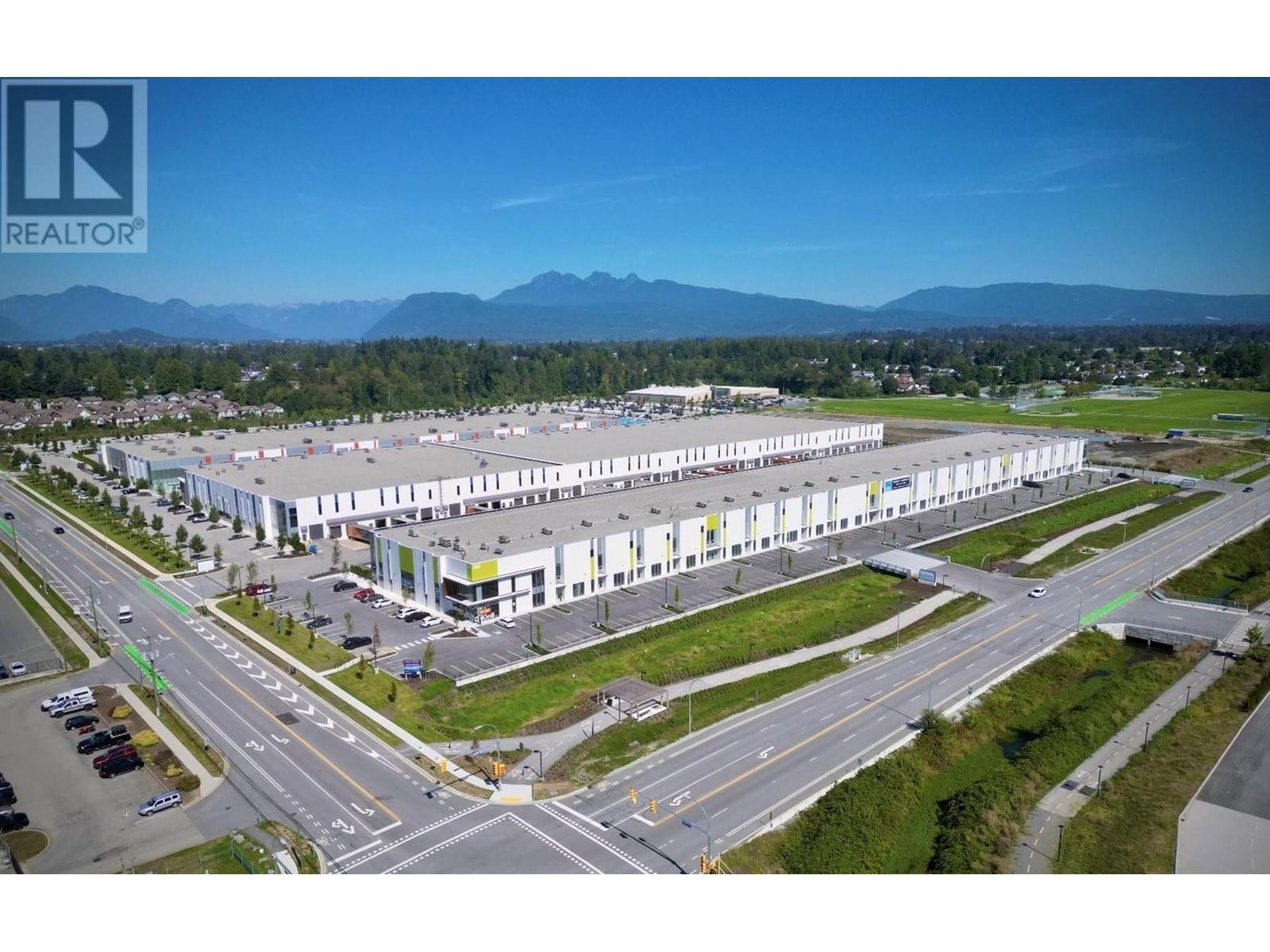 #313/314/315 19265 Airport Way Property Photo 1