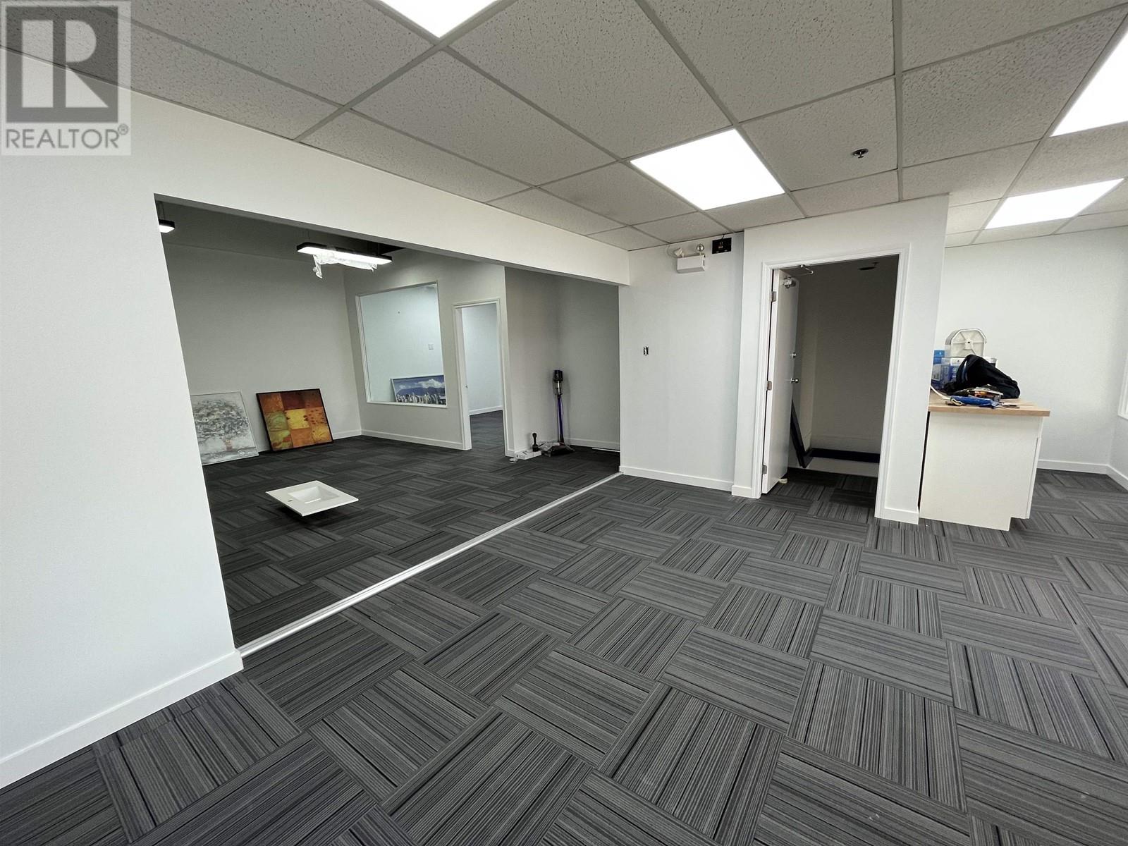 115 6753 Graybar Road Property Photo 4