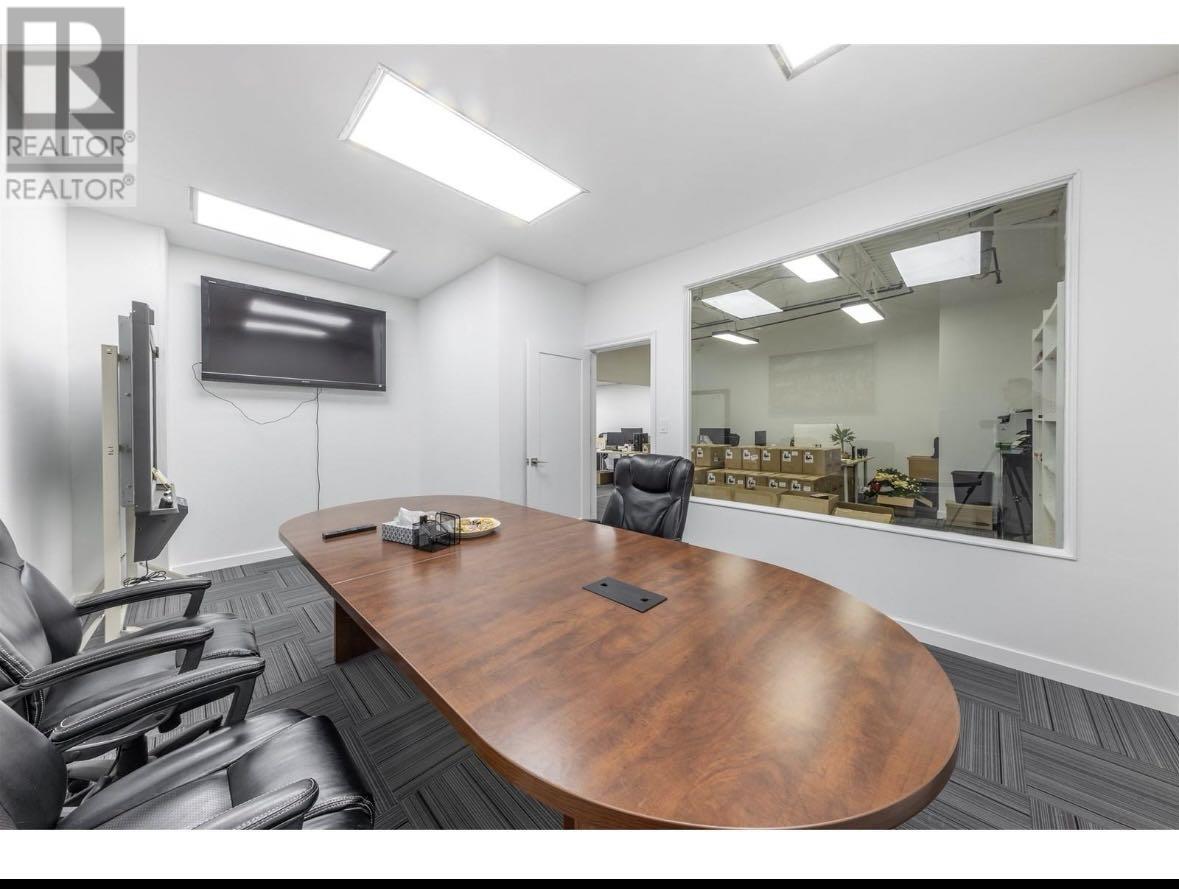 115 6753 Graybar Road Property Photo 8