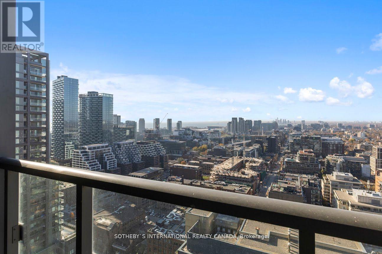 3007 - 8 Charlotte Street Property Photo 15