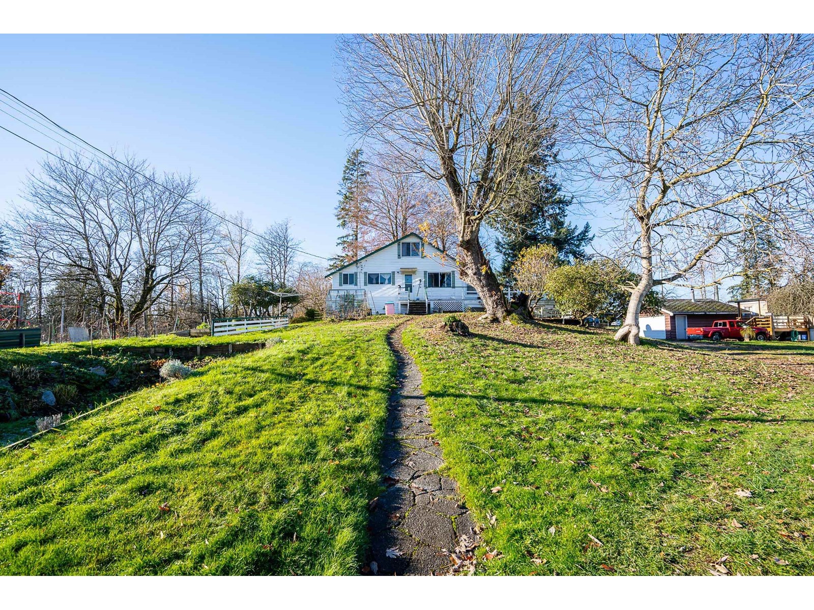 6290 272 Street Property Photo 9