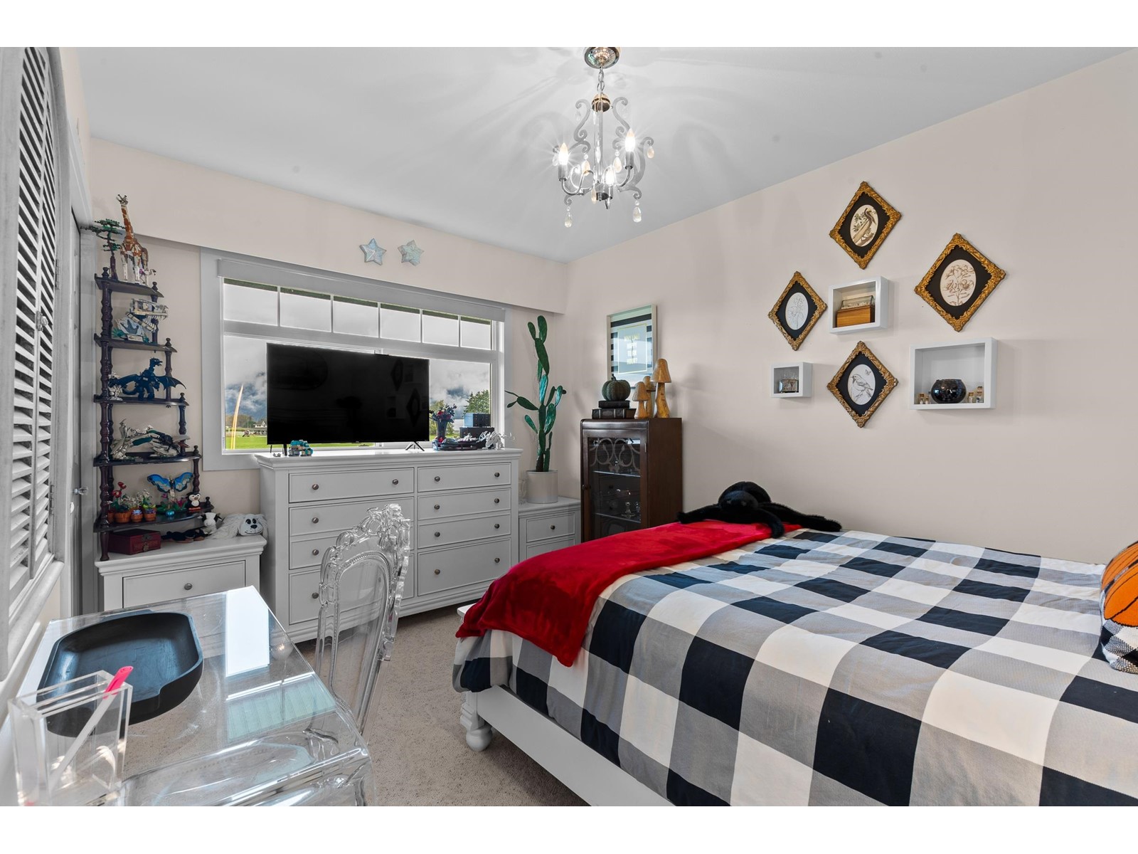 8713 Howell Road Property Photo 19