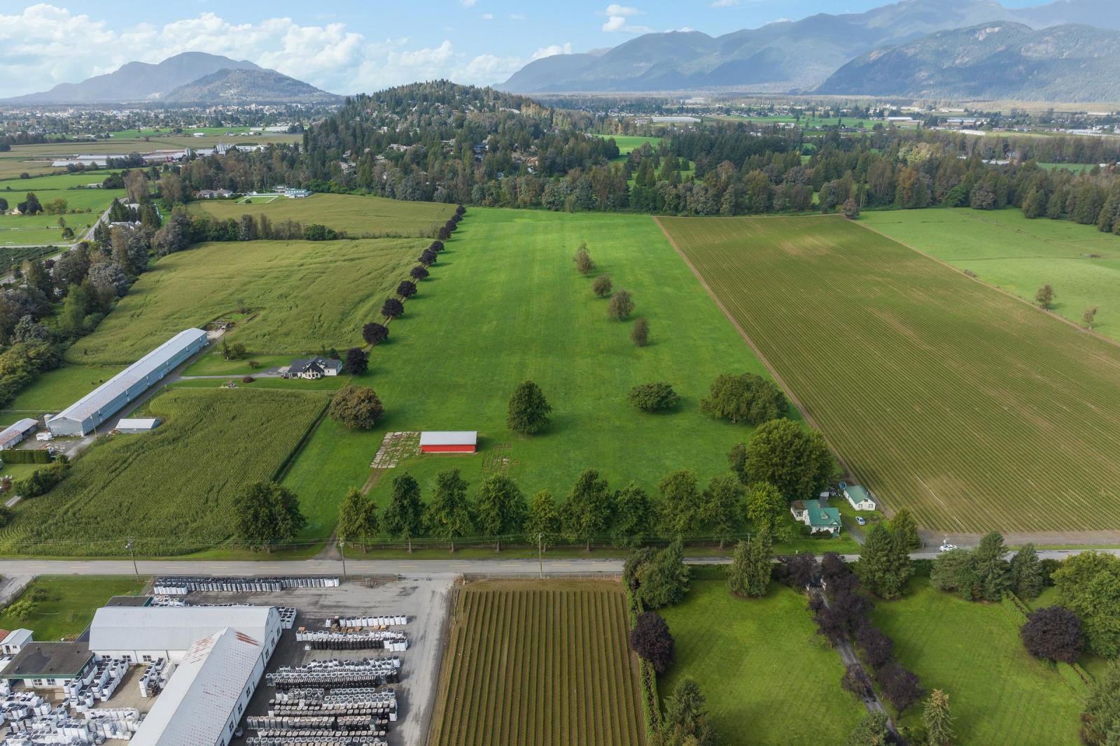 10125 Reeves Road, East Chilliwack Property Photo 3
