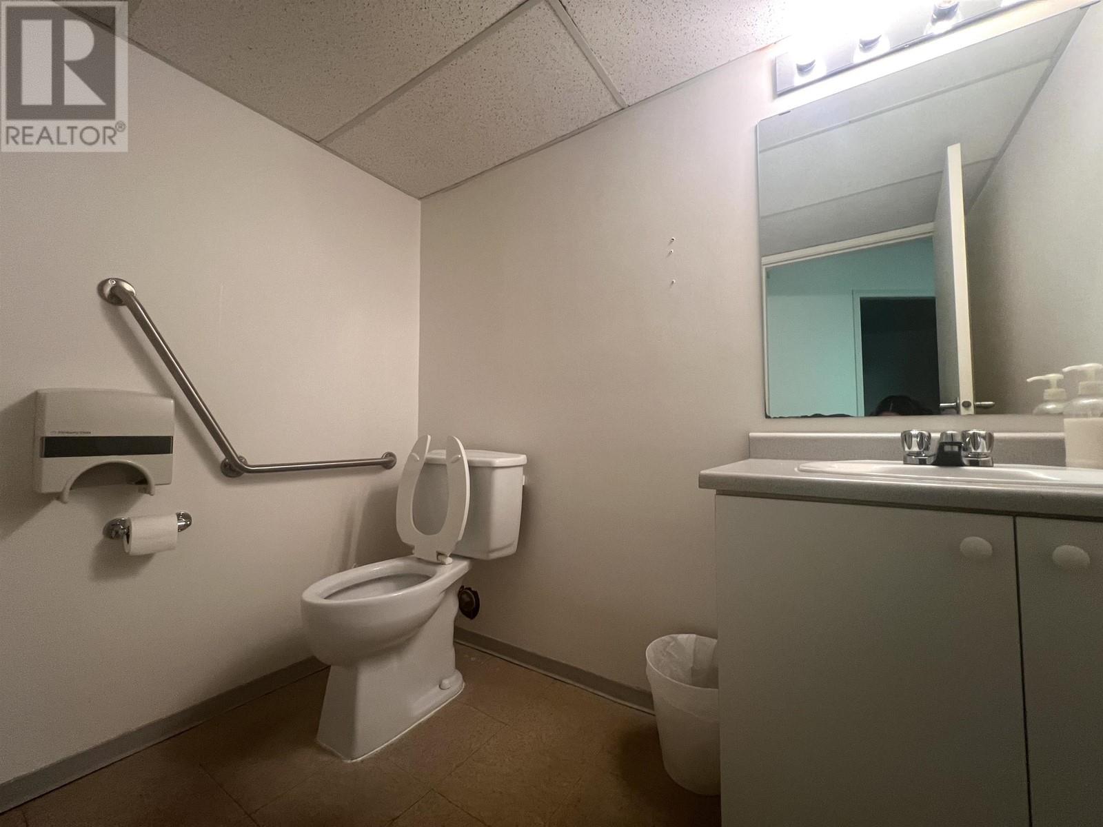 620 4400 Hazelbridge Way Property Photo 6