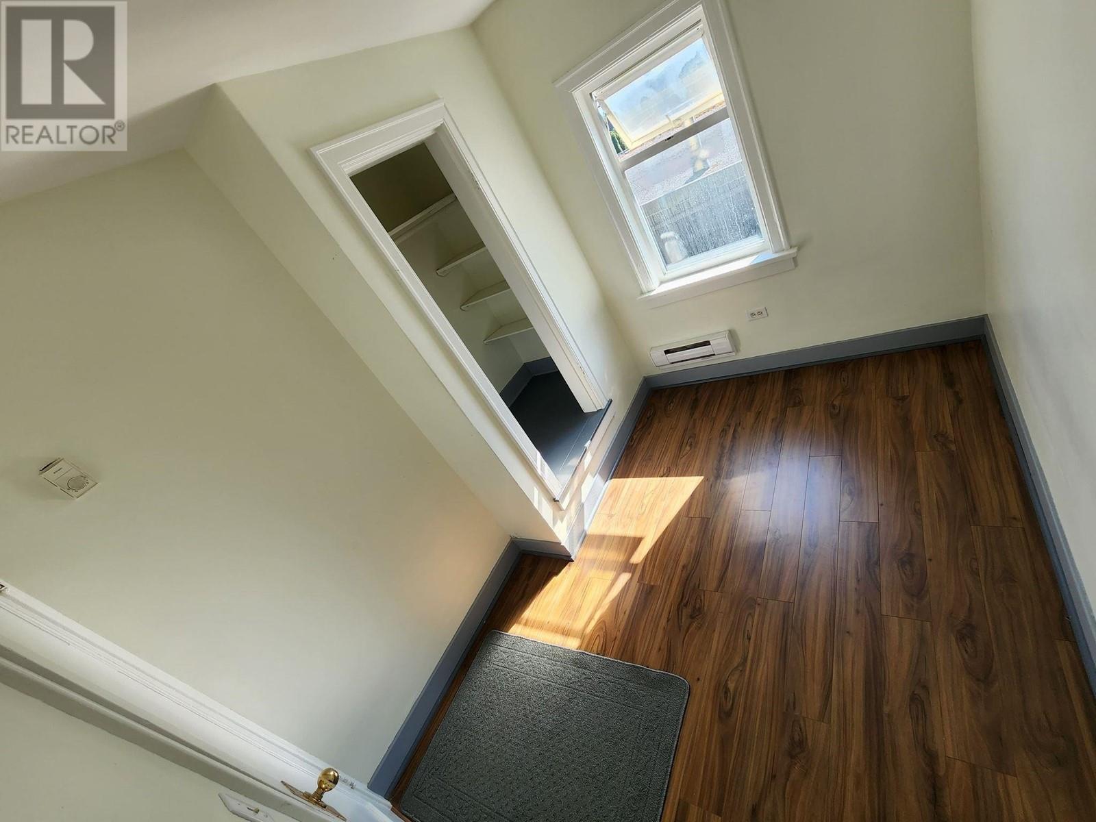 1121 Hamilton Street Property Photo 7