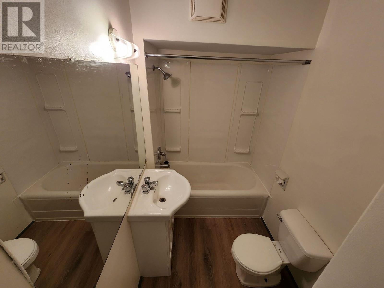 1121 Hamilton Street Property Photo 10