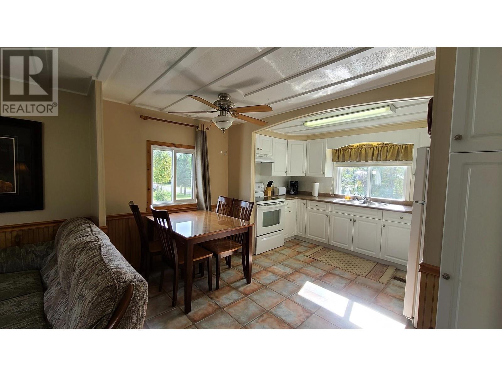 9802-9814 Freddette Avenue Property Photo 15