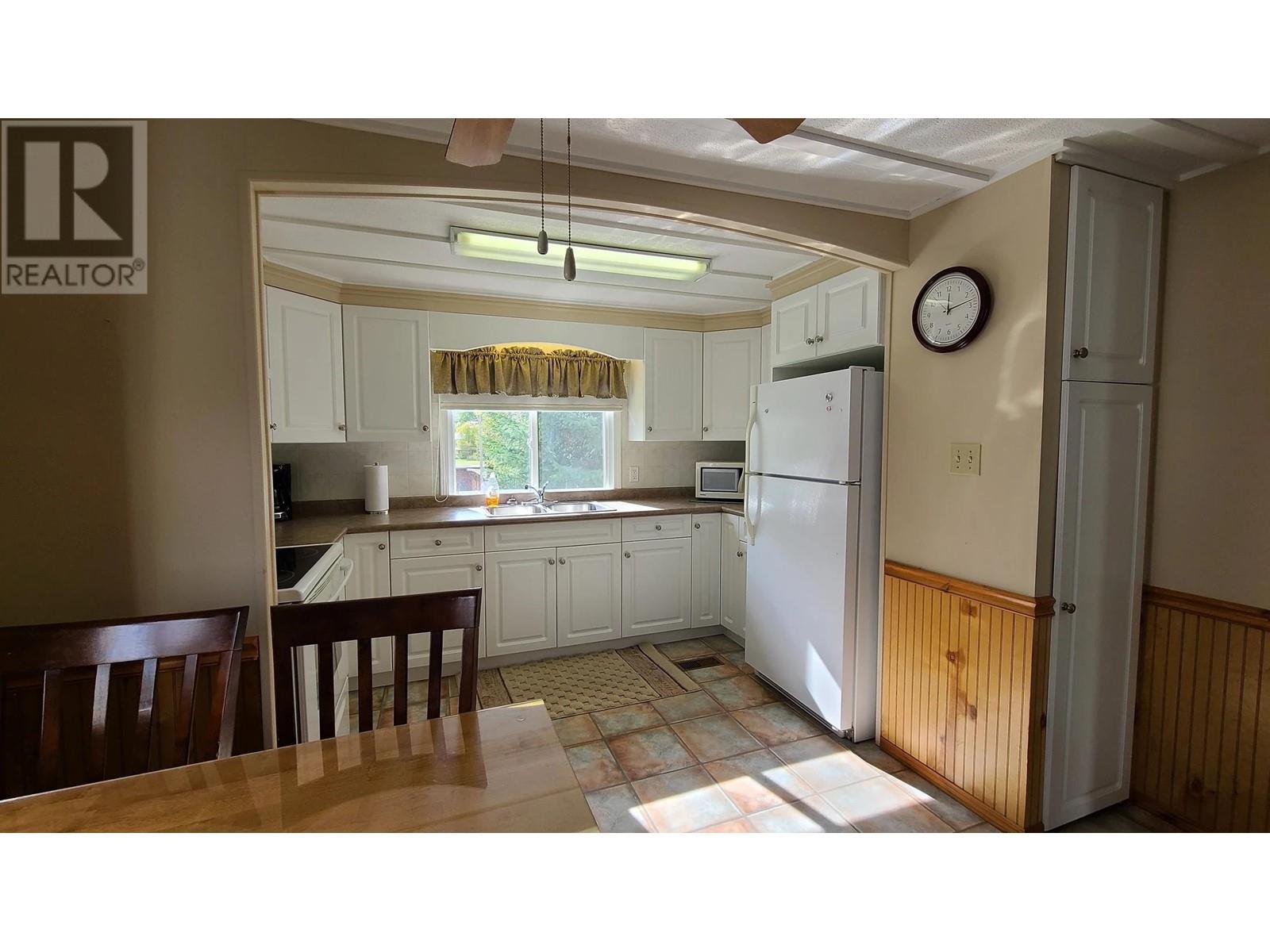 9802-9814 Freddette Avenue Property Photo 16