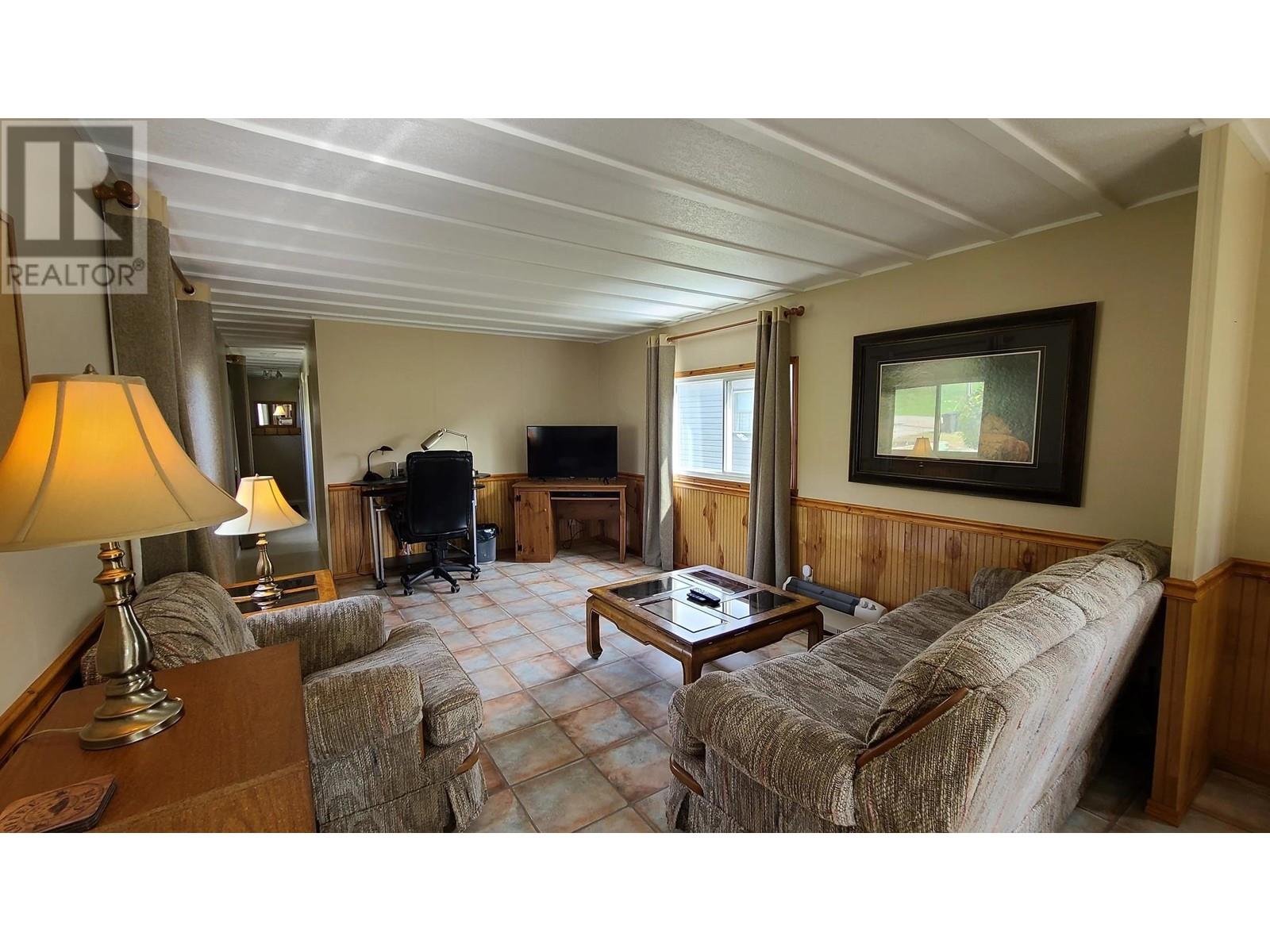 9802-9814 Freddette Avenue Property Photo 17