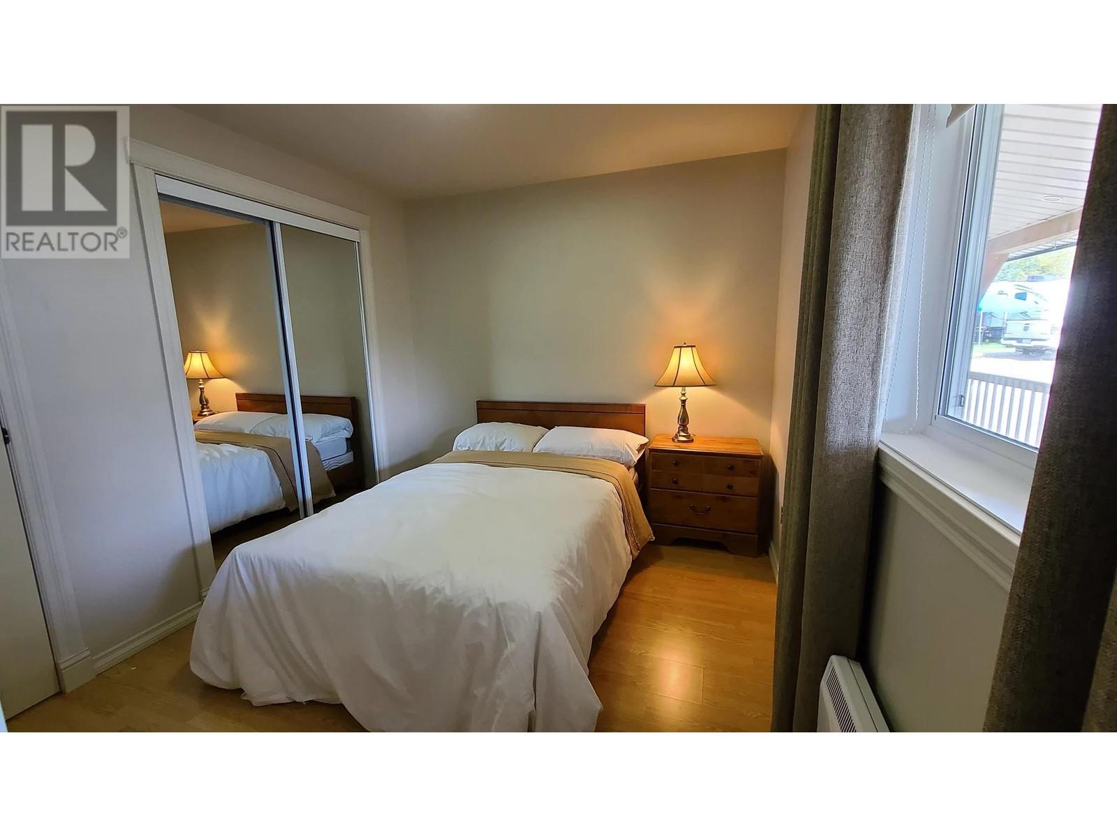 9802-9814 Freddette Avenue Property Photo 37