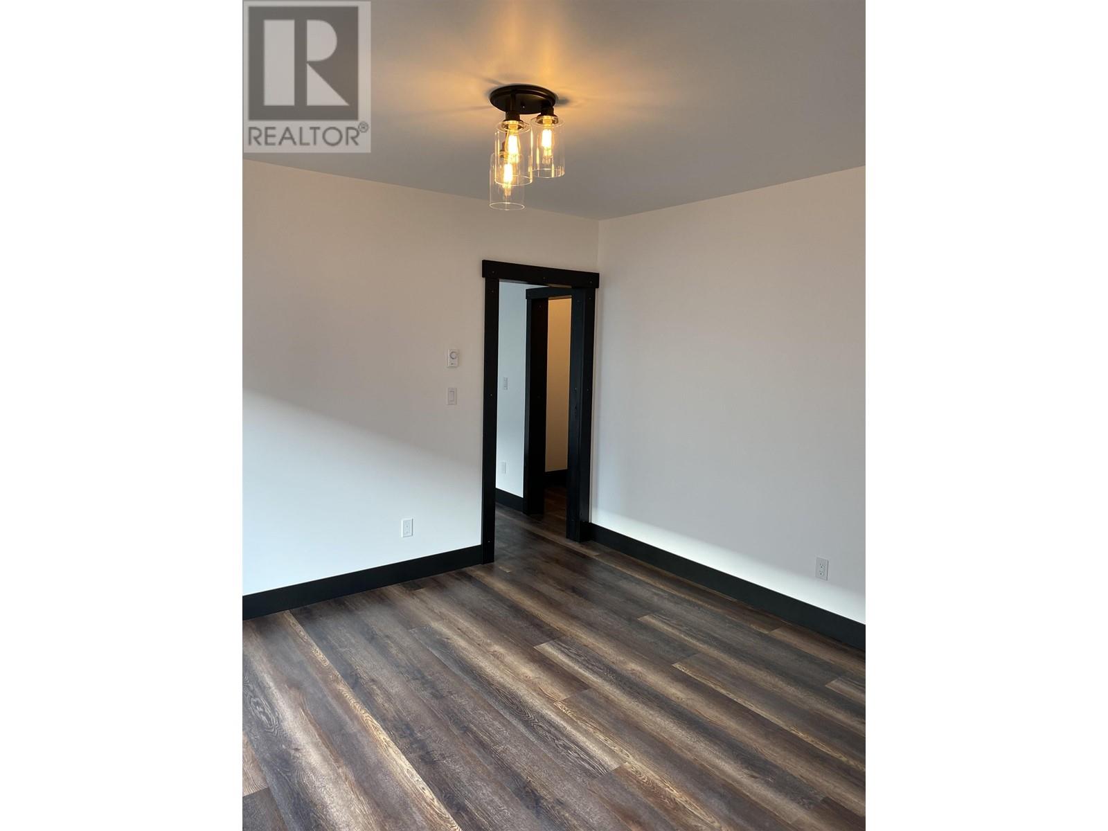 1176 Main Street Property Photo 25