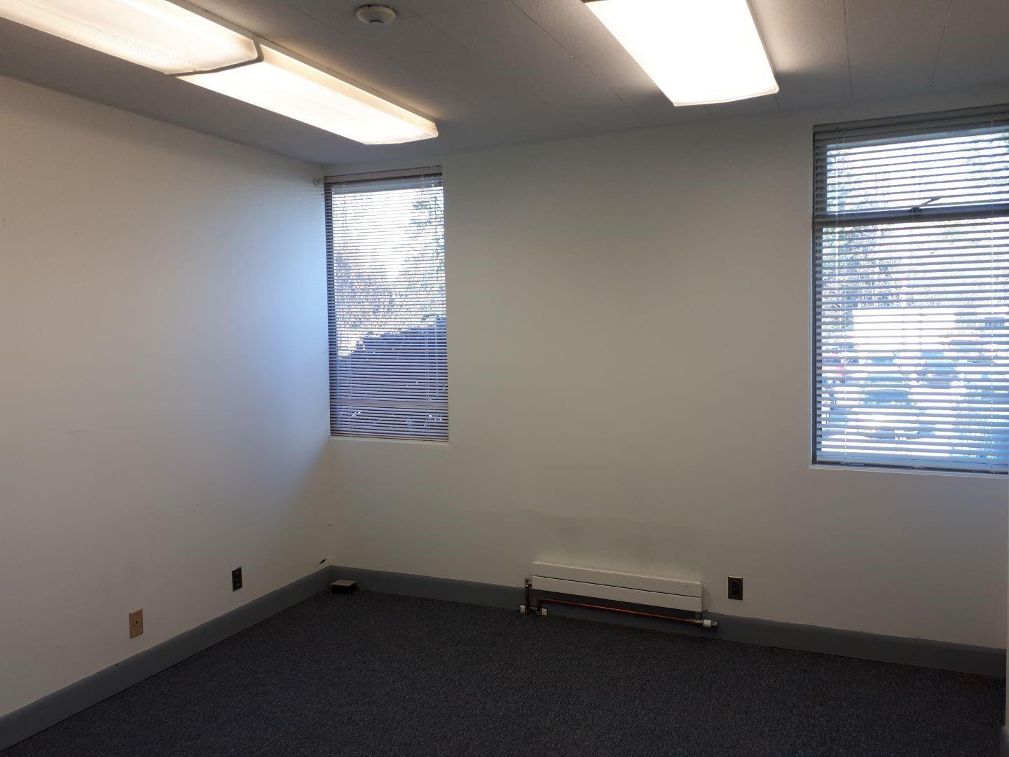206 14225 57 Avenue Property Photo 2
