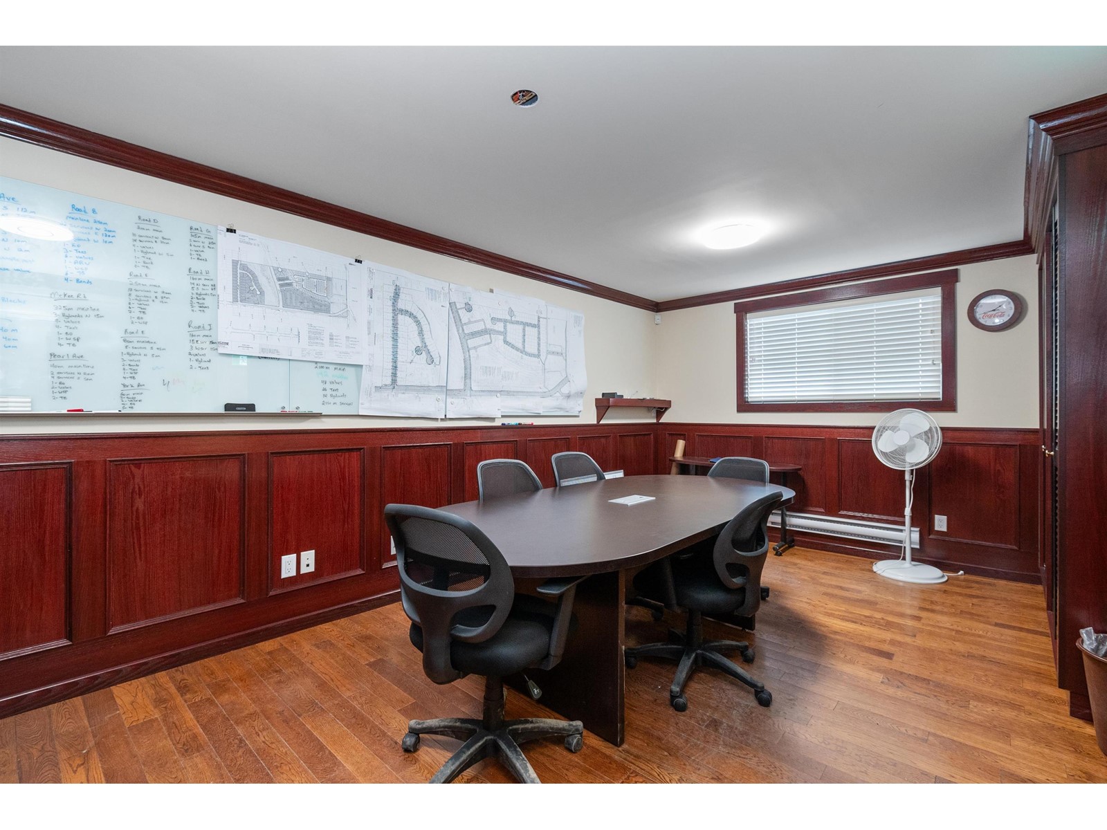 B 2265 West Railway Street Property Photo 4