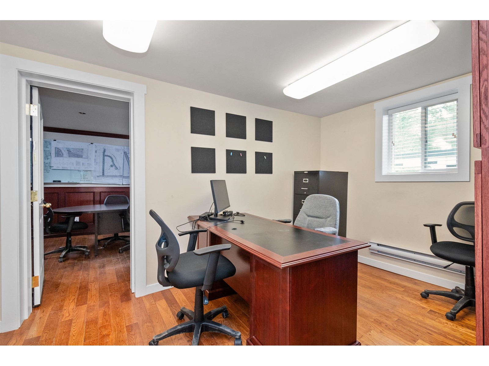 B 2265 West Railway Street Property Photo 12