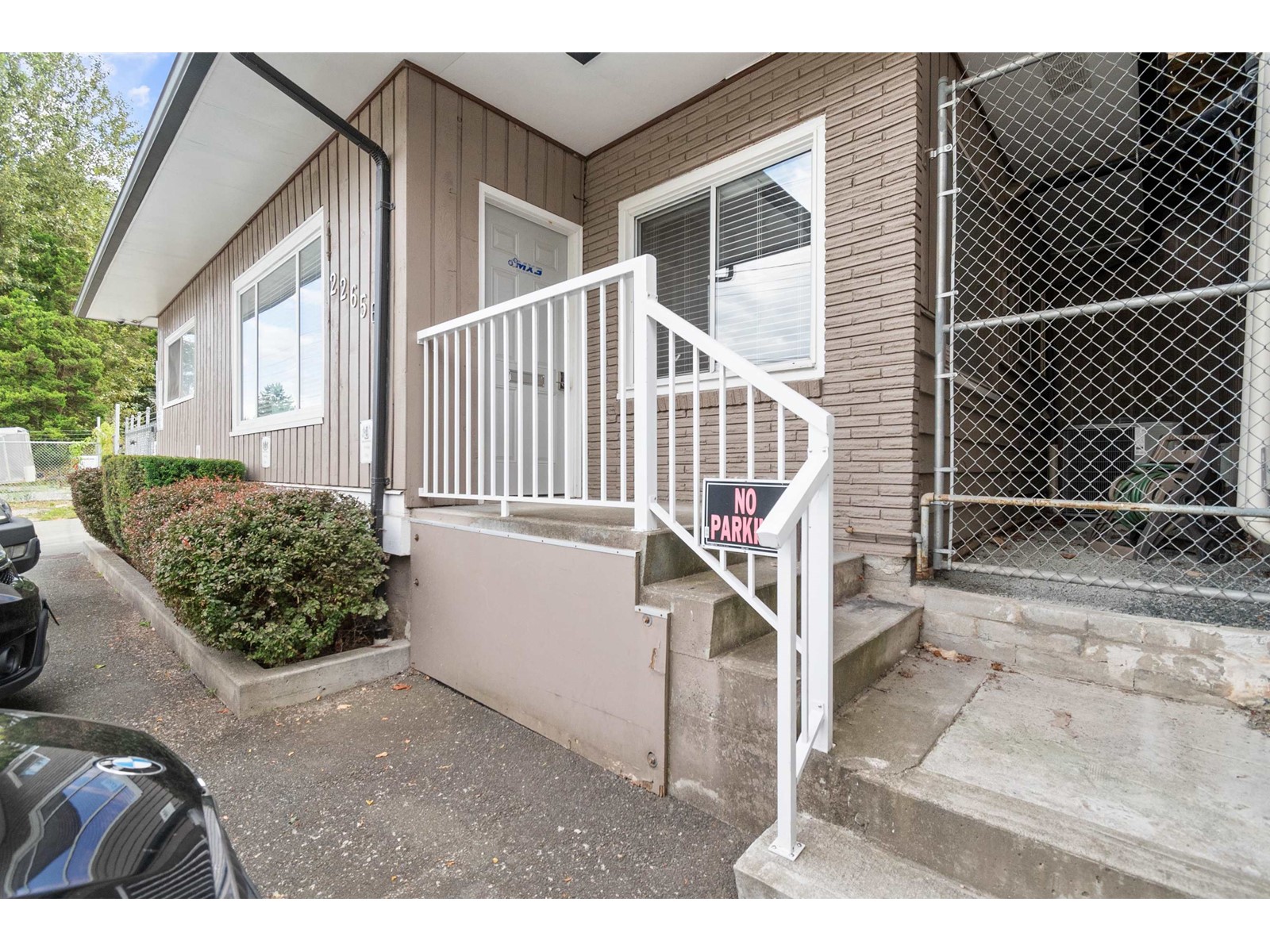 B 2265 West Railway Street Property Photo 22