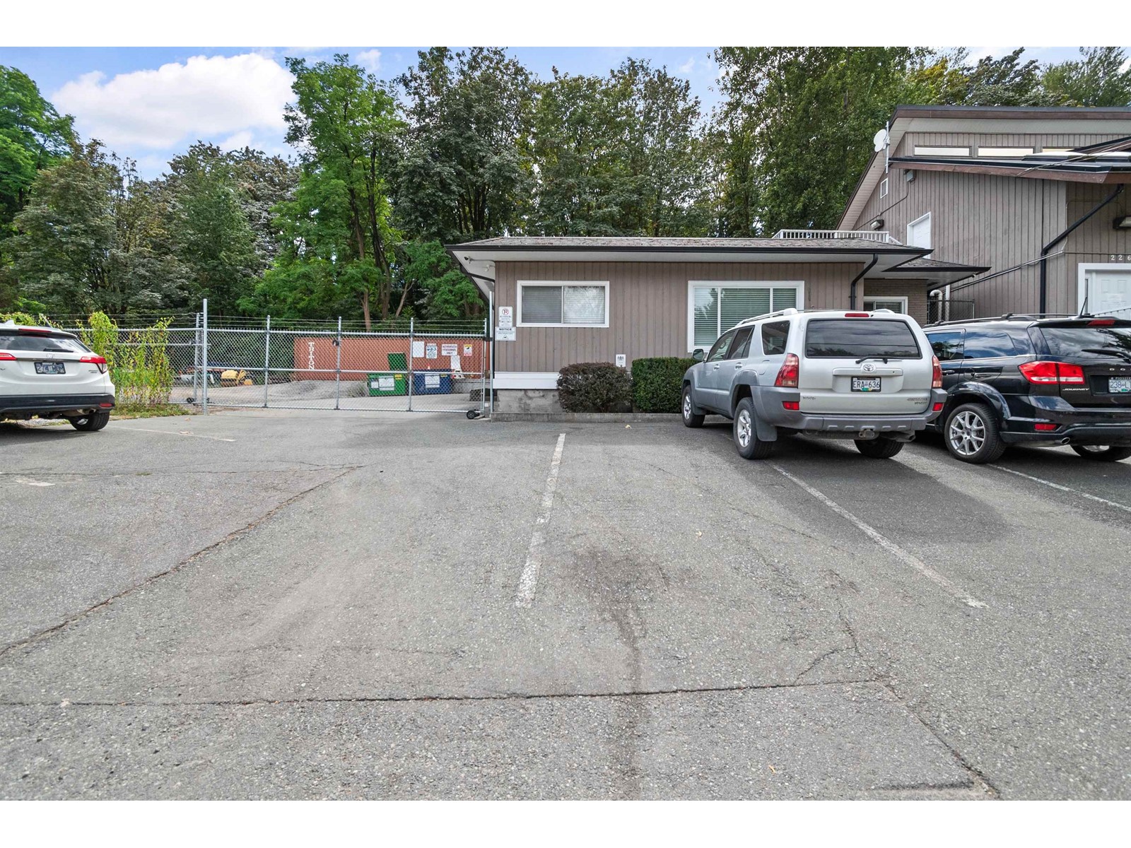 B 2265 West Railway Street Property Photo 23